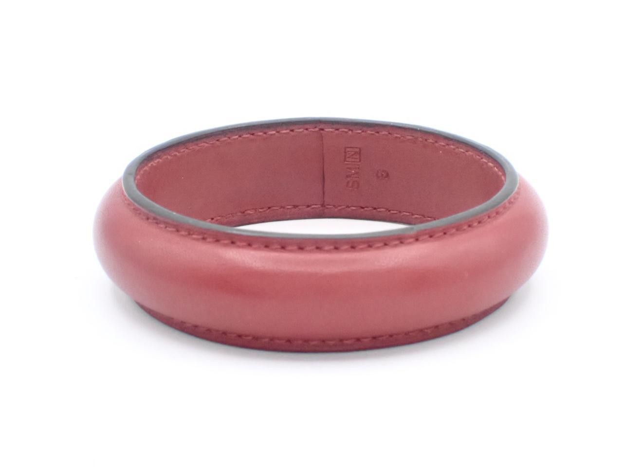 Leather bracelet, wrist circumference approximately 19 cm — view 2