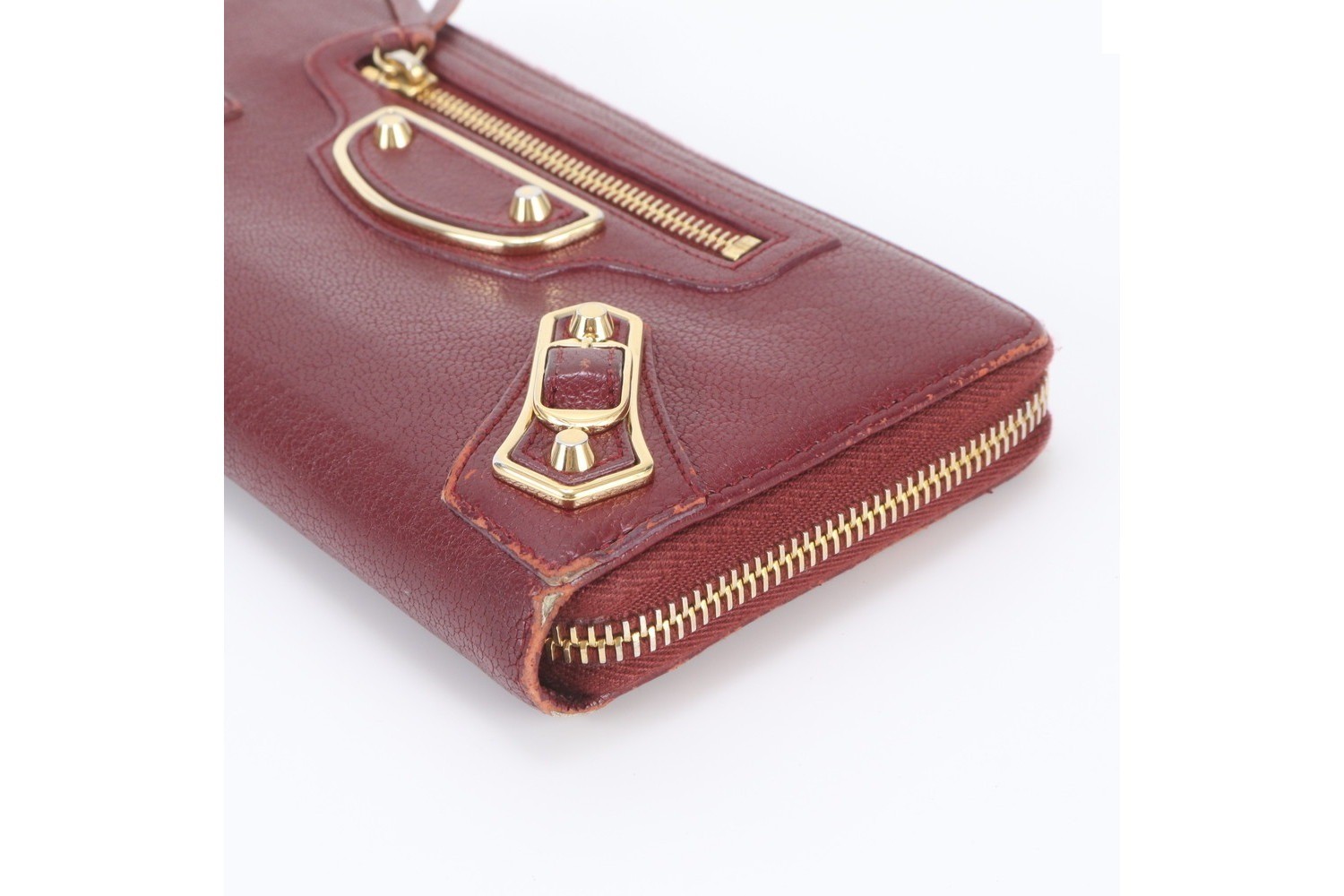 Classic leather long wallet, round zipper closure. — view 3