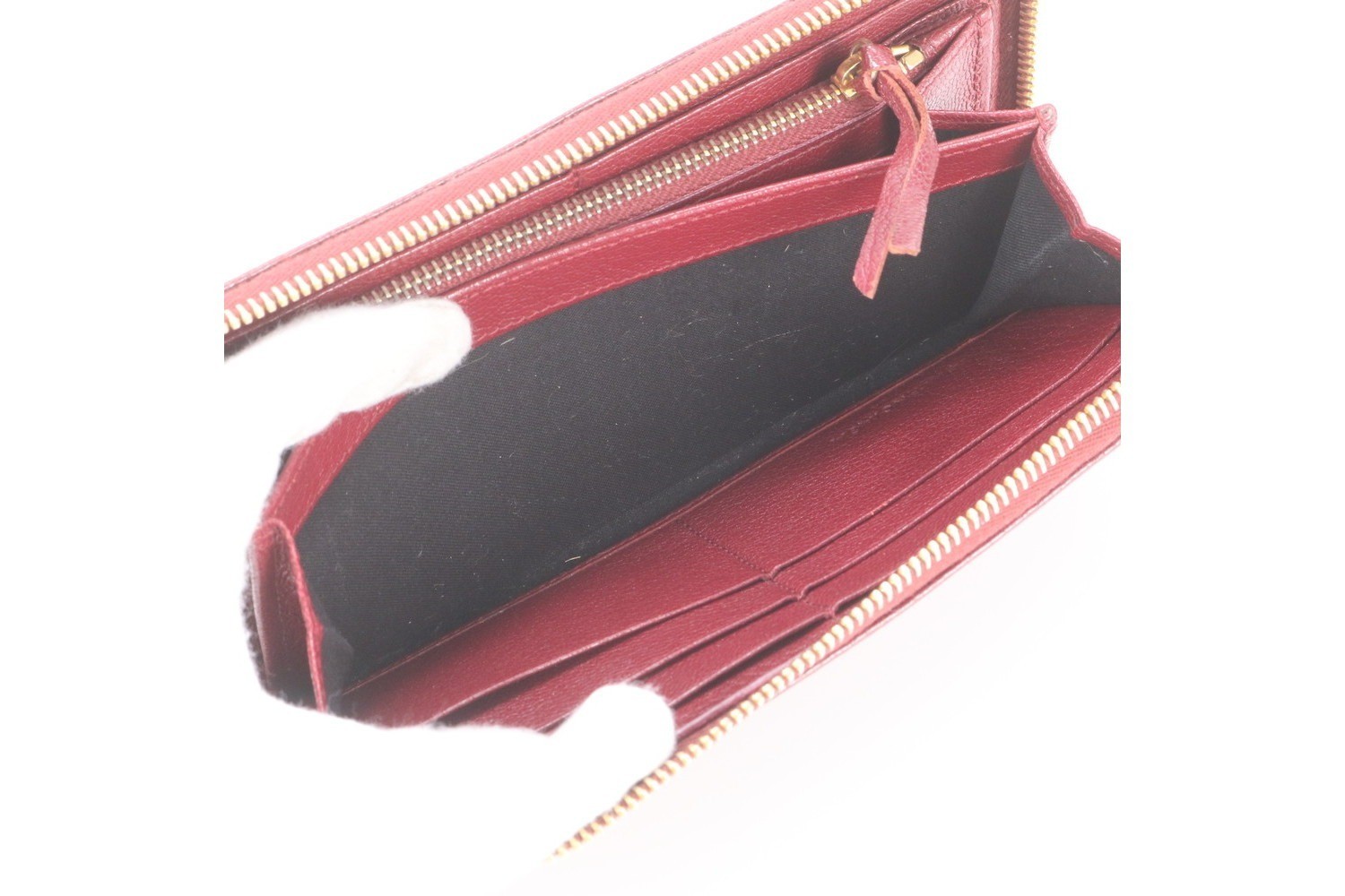 Classic leather long wallet, round zipper closure. — view 8