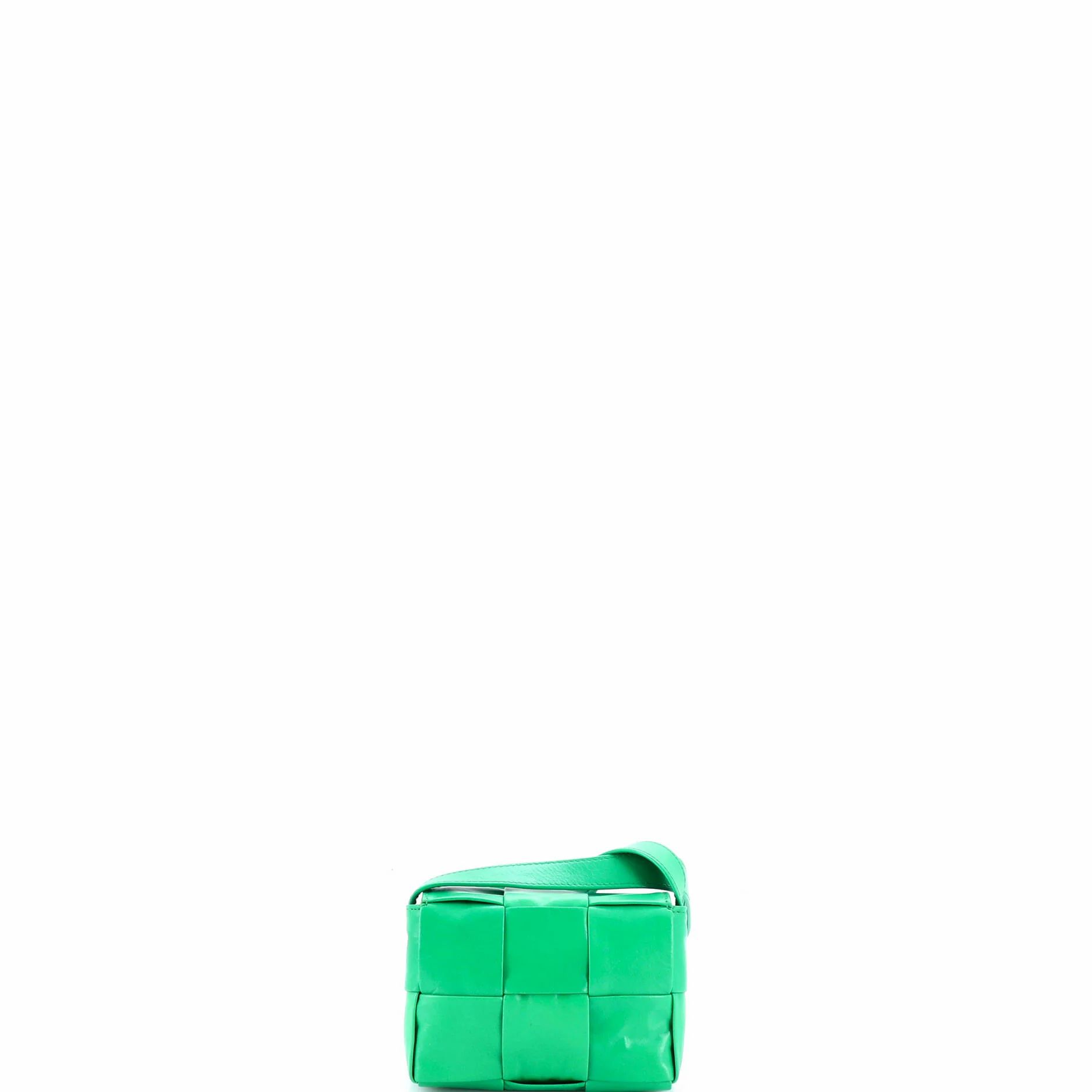 Cassette Crossbody Bag Maxi Intrecciato Leather Candy — view 3
