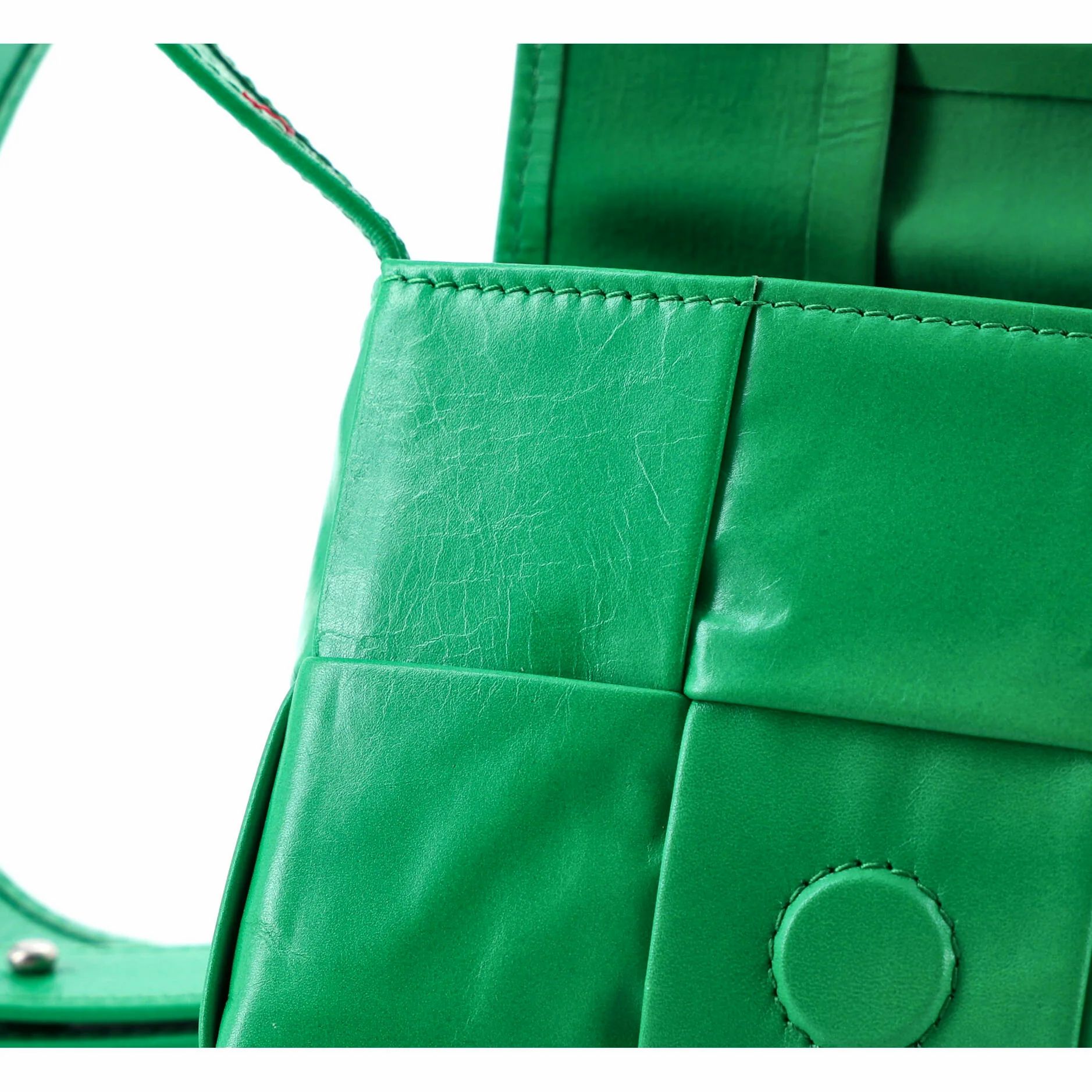 Cassette Crossbody Bag Maxi Intrecciato Leather Candy — view 7