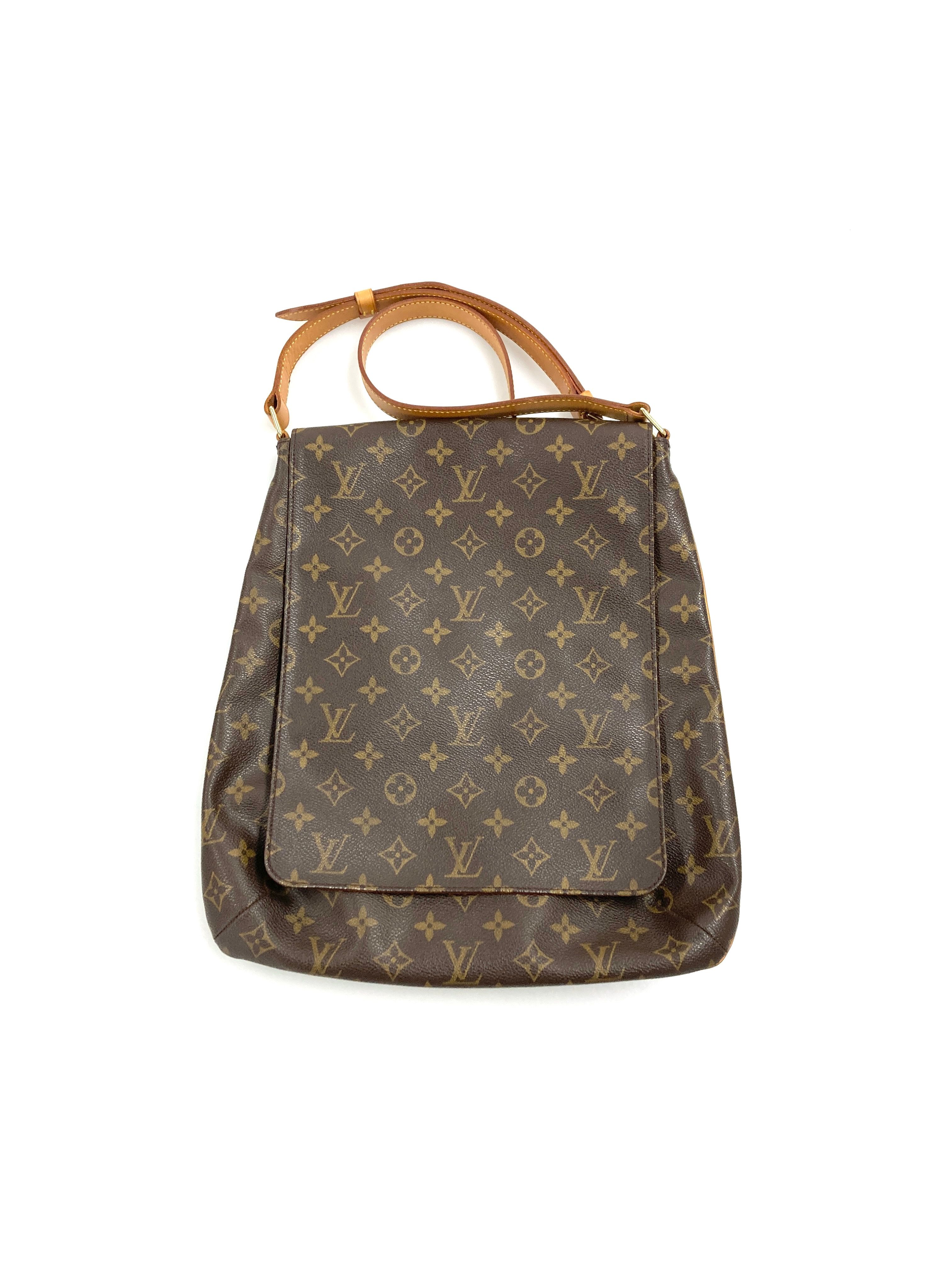 Musette, Monogram