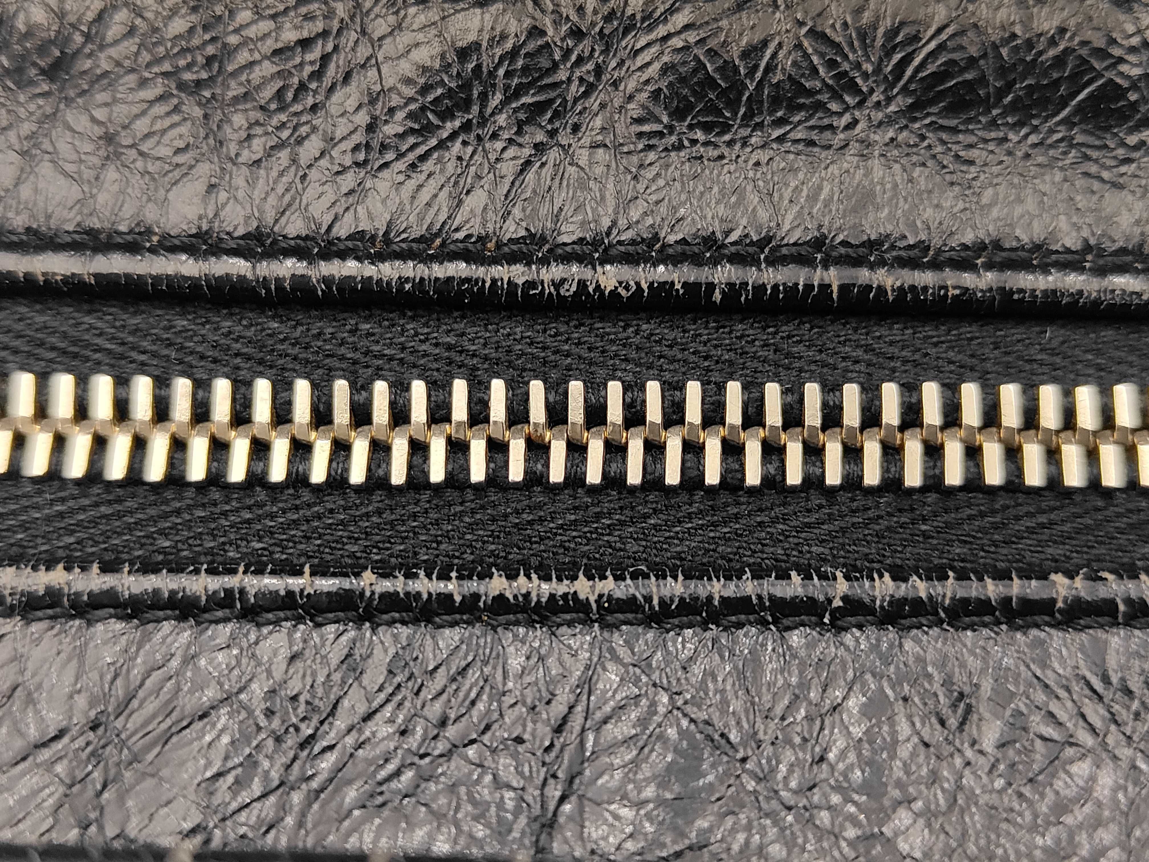 Gabrielle Chain Shoulder Bag, Serial Number 26 (8 digits), SG Hardware — view 9