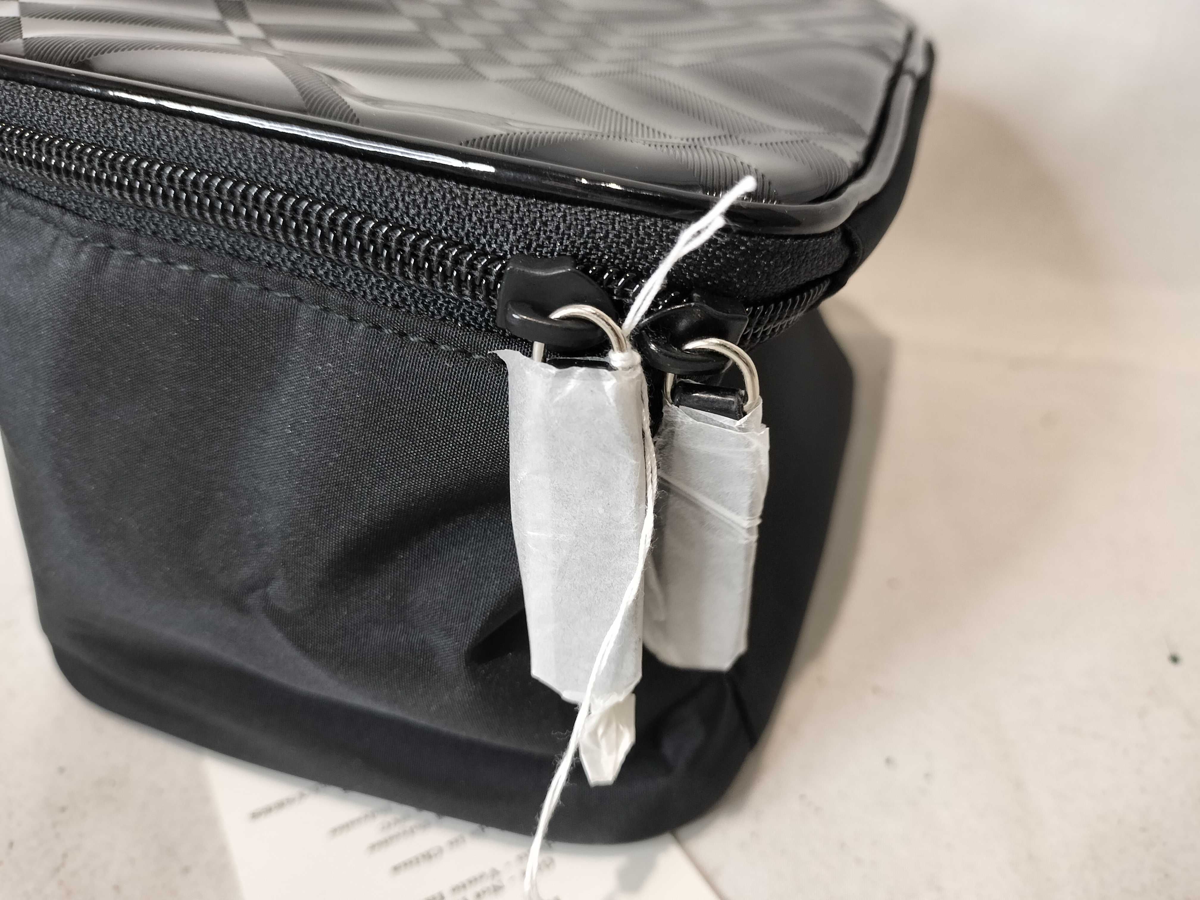 pouch — view 5