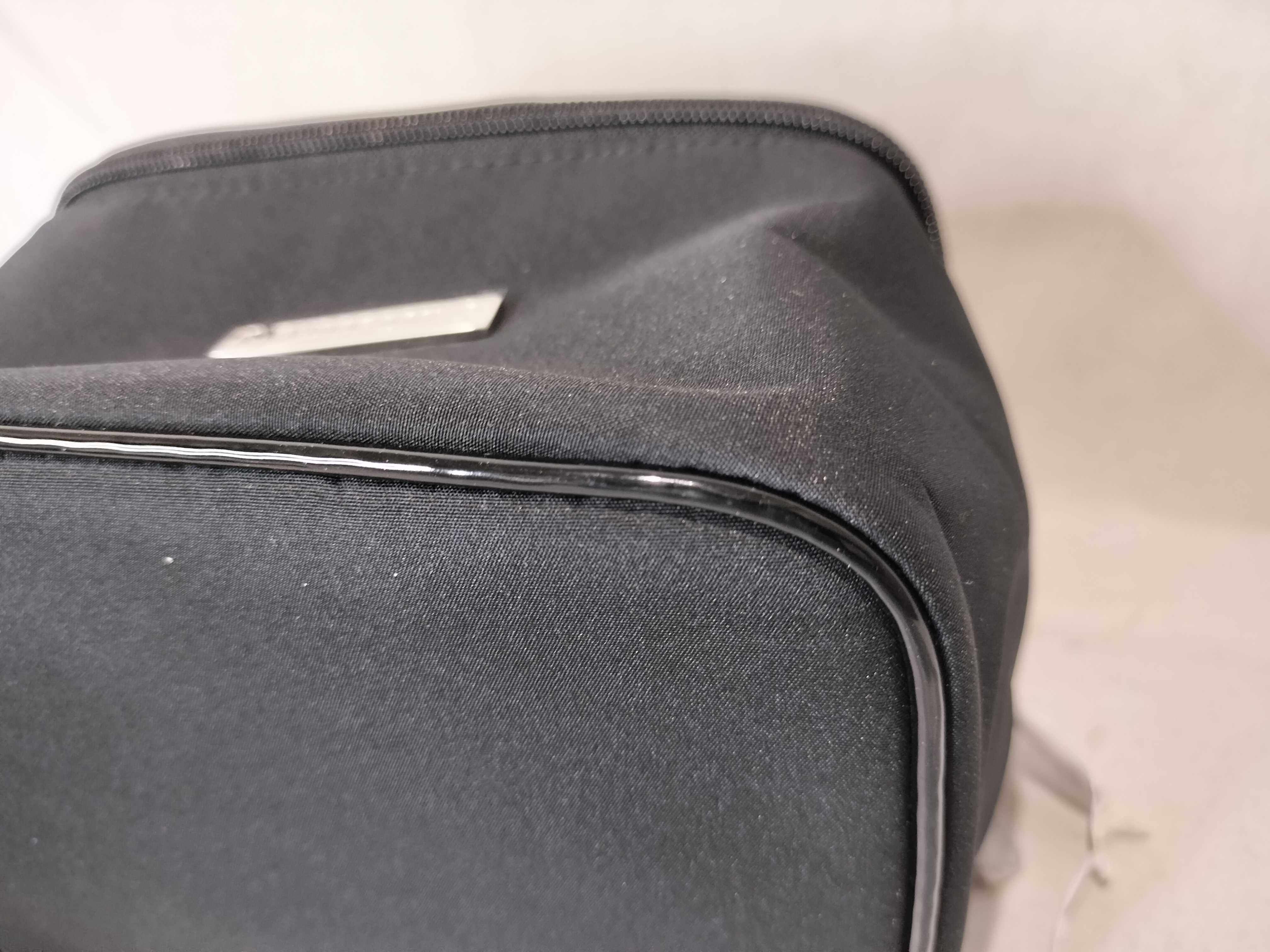 pouch — view 6