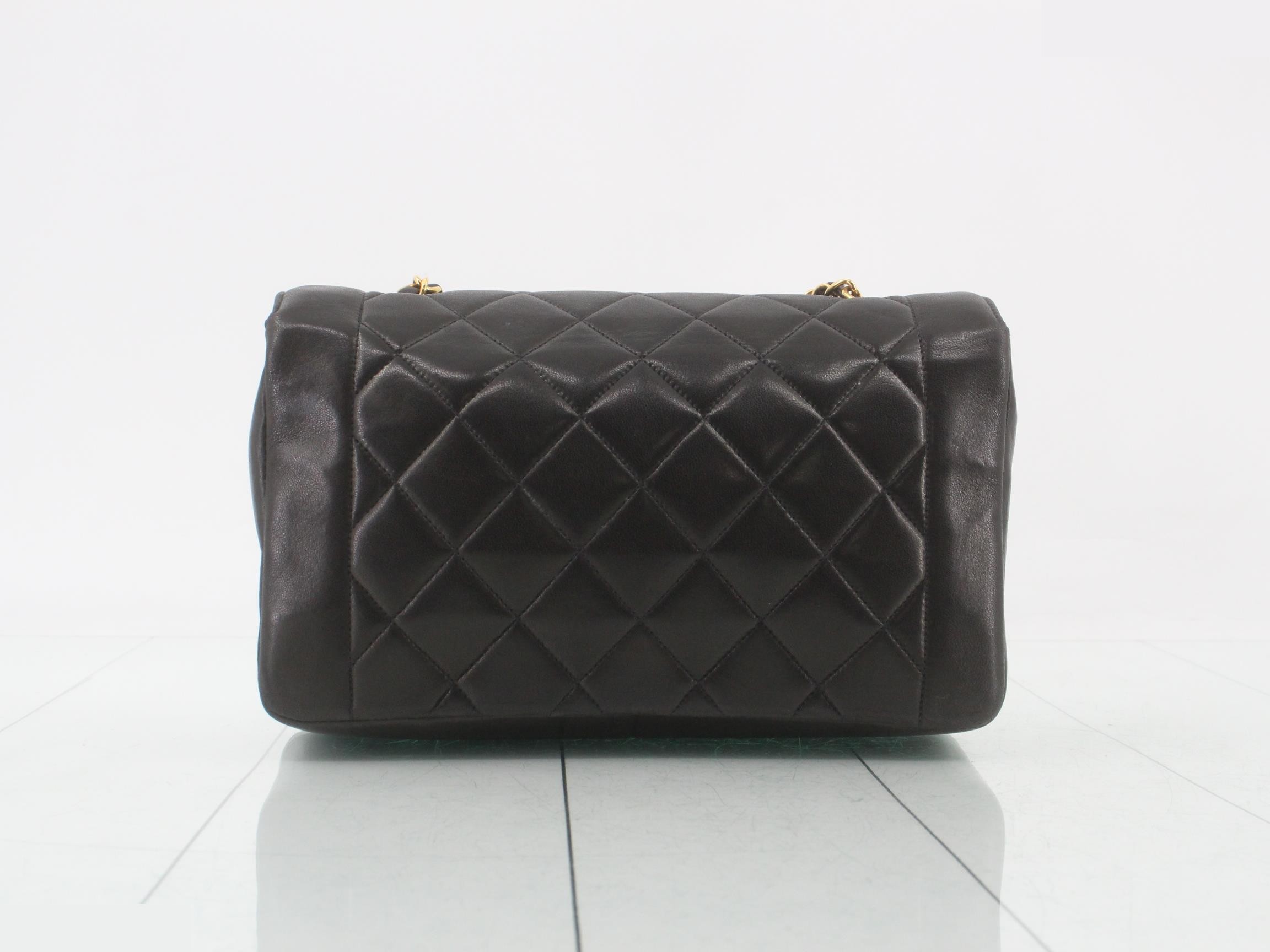 Matelassé (bag) - Shoulder bag — view 2