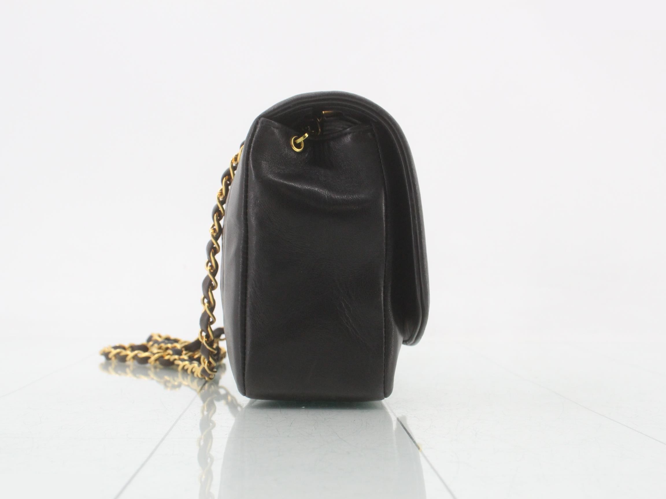 Matelassé (bag) - Shoulder bag — view 4
