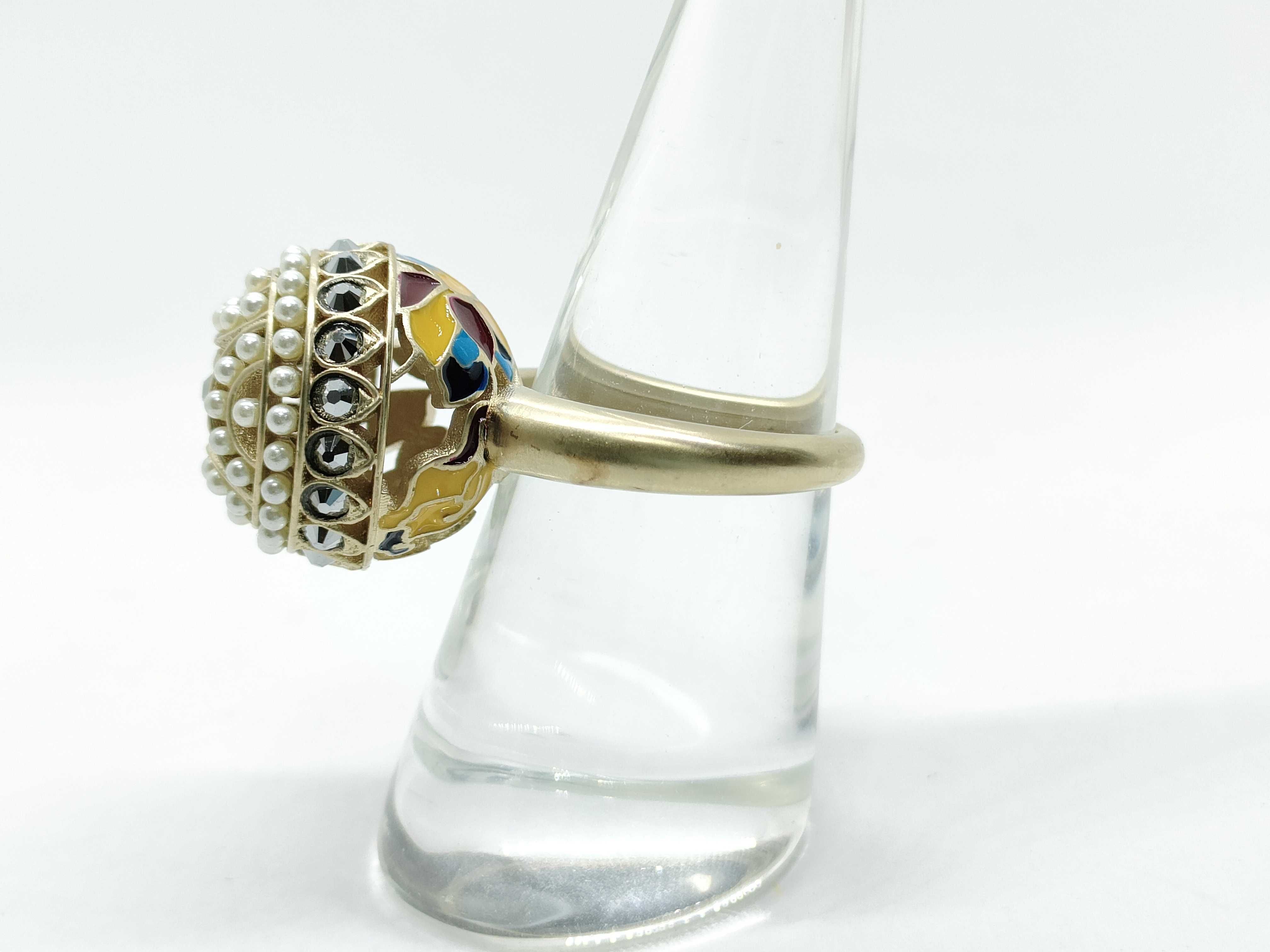 Tribal Rhinestone Ring, 7.5g — view 2