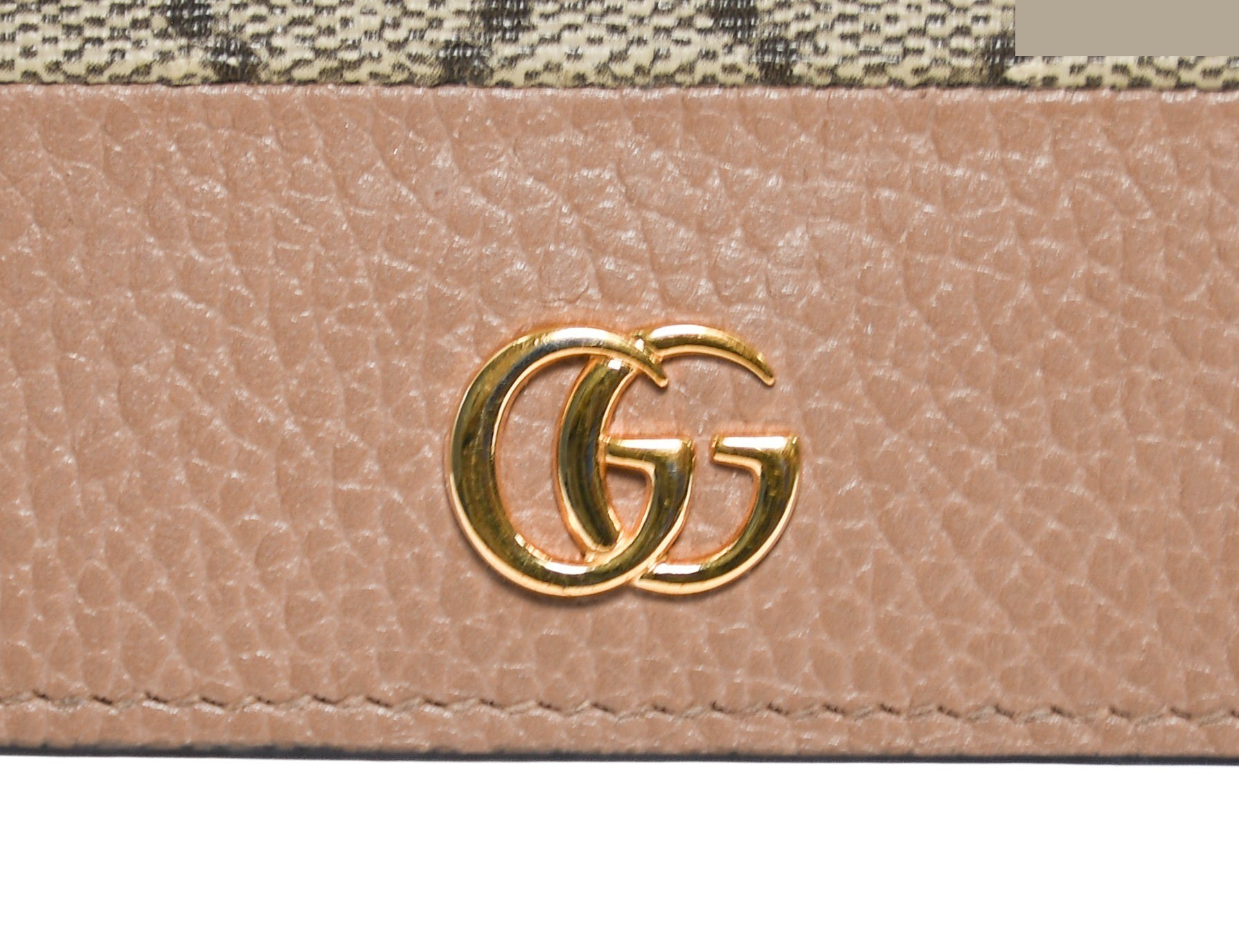 Comes with box and dust bag. Gucci GG Supreme 658610 Compact Wallet. — view 11