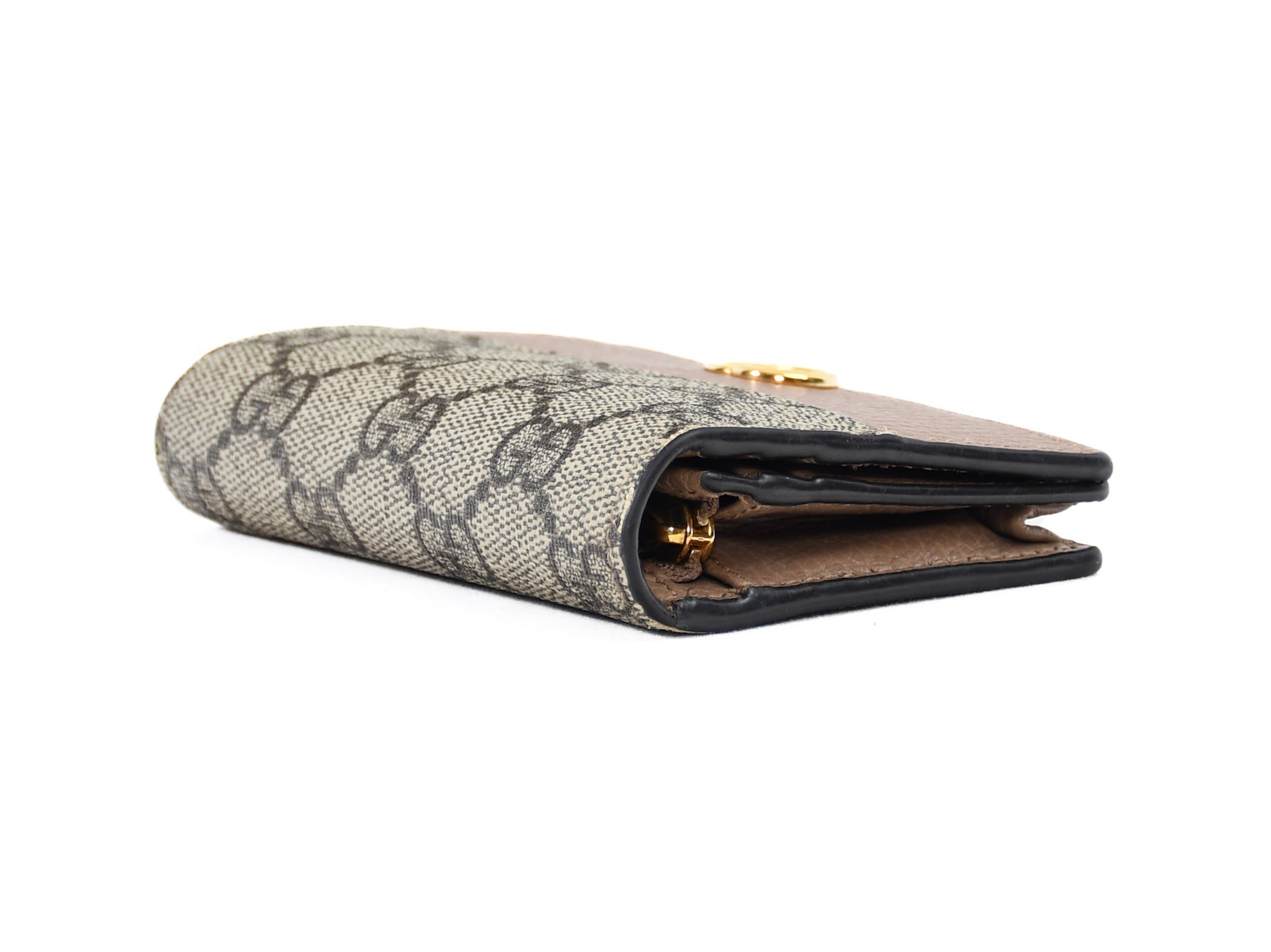 Comes with box and dust bag. Gucci GG Supreme 658610 Compact Wallet. — view 4