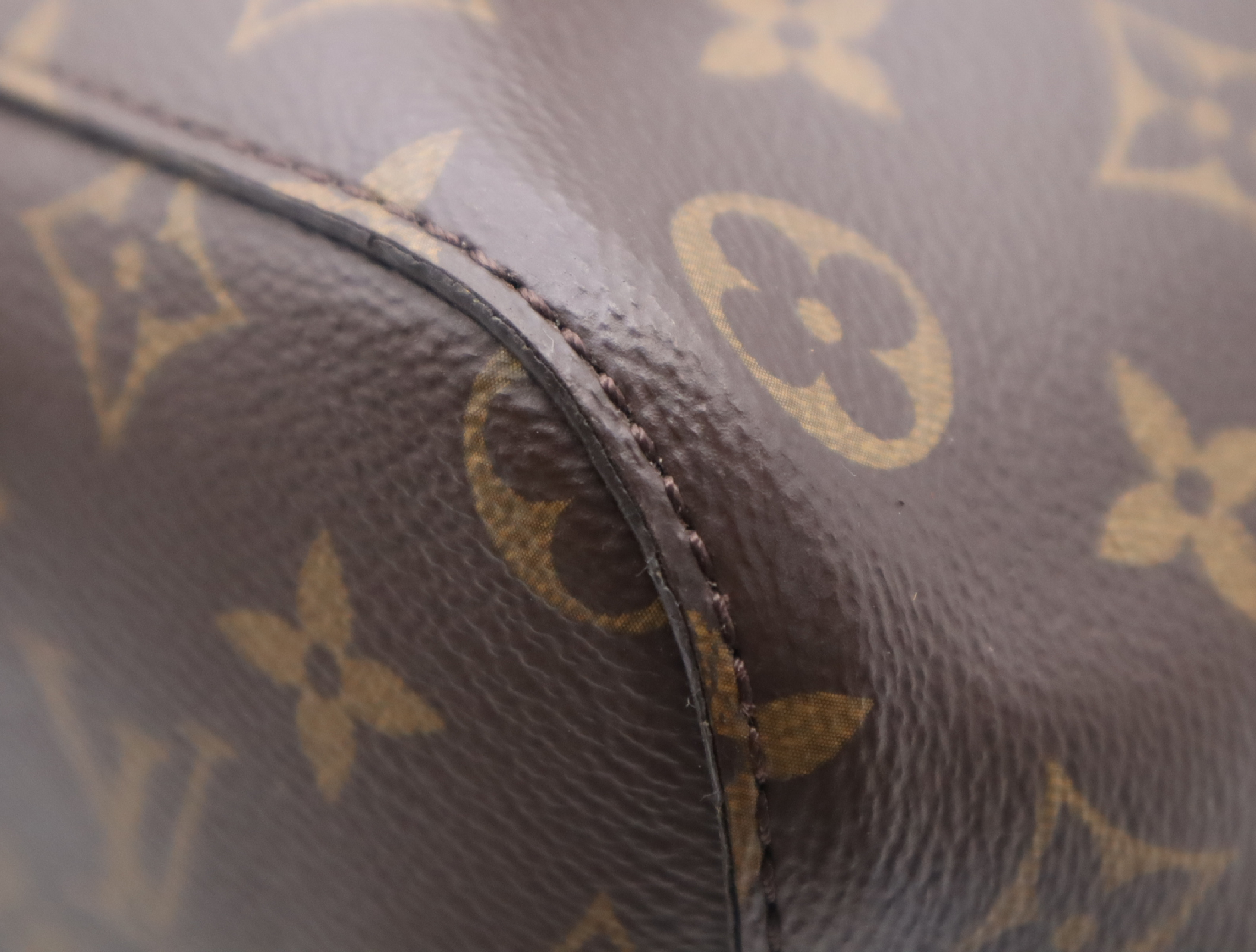 M44020 Monogram Neo Noe Noir Shoulder Bag with Shoulder Strap — view 7