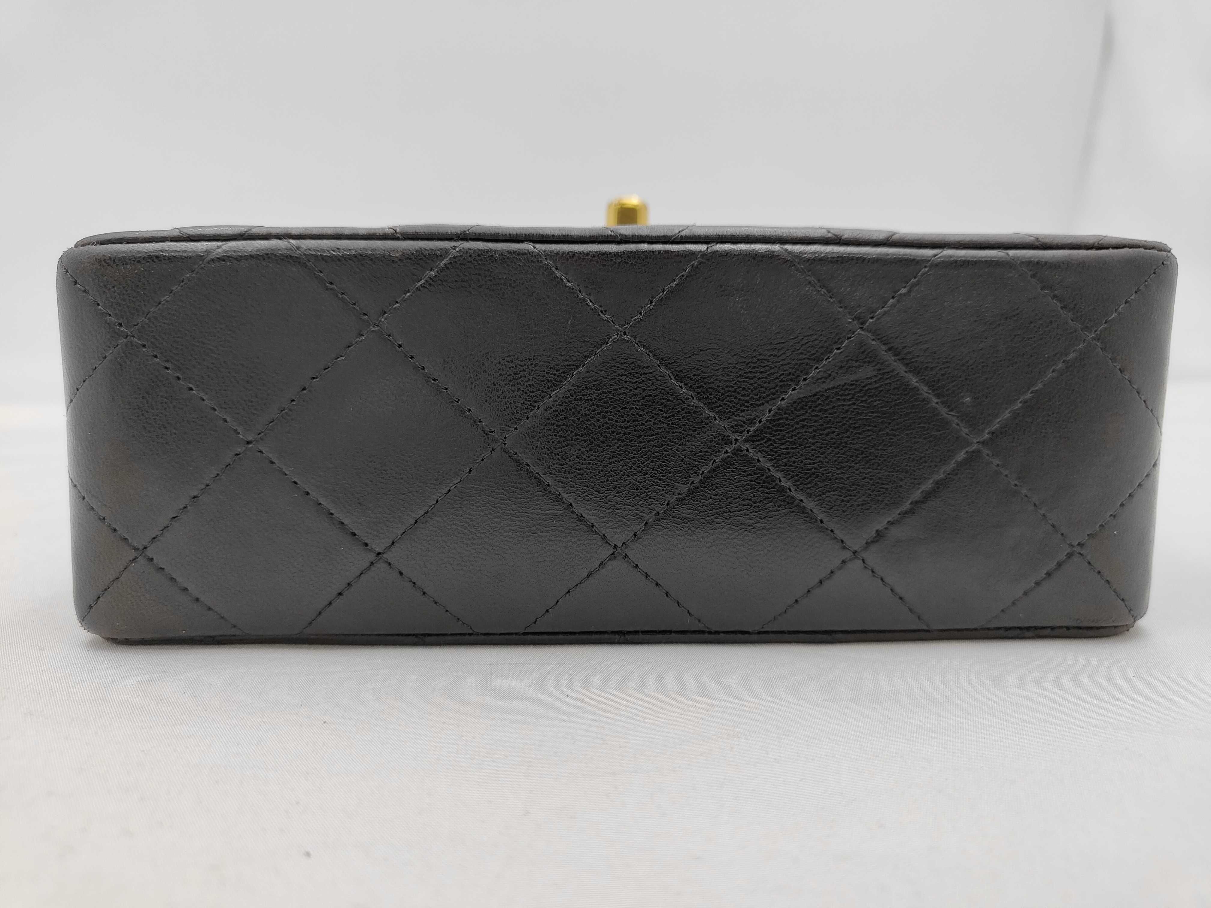 Mini Matelassé 17 Black Gold Hardware Chain Shoulder Bag with Seal, Item No. 3, 3223280 Shoulder Bag — view 7