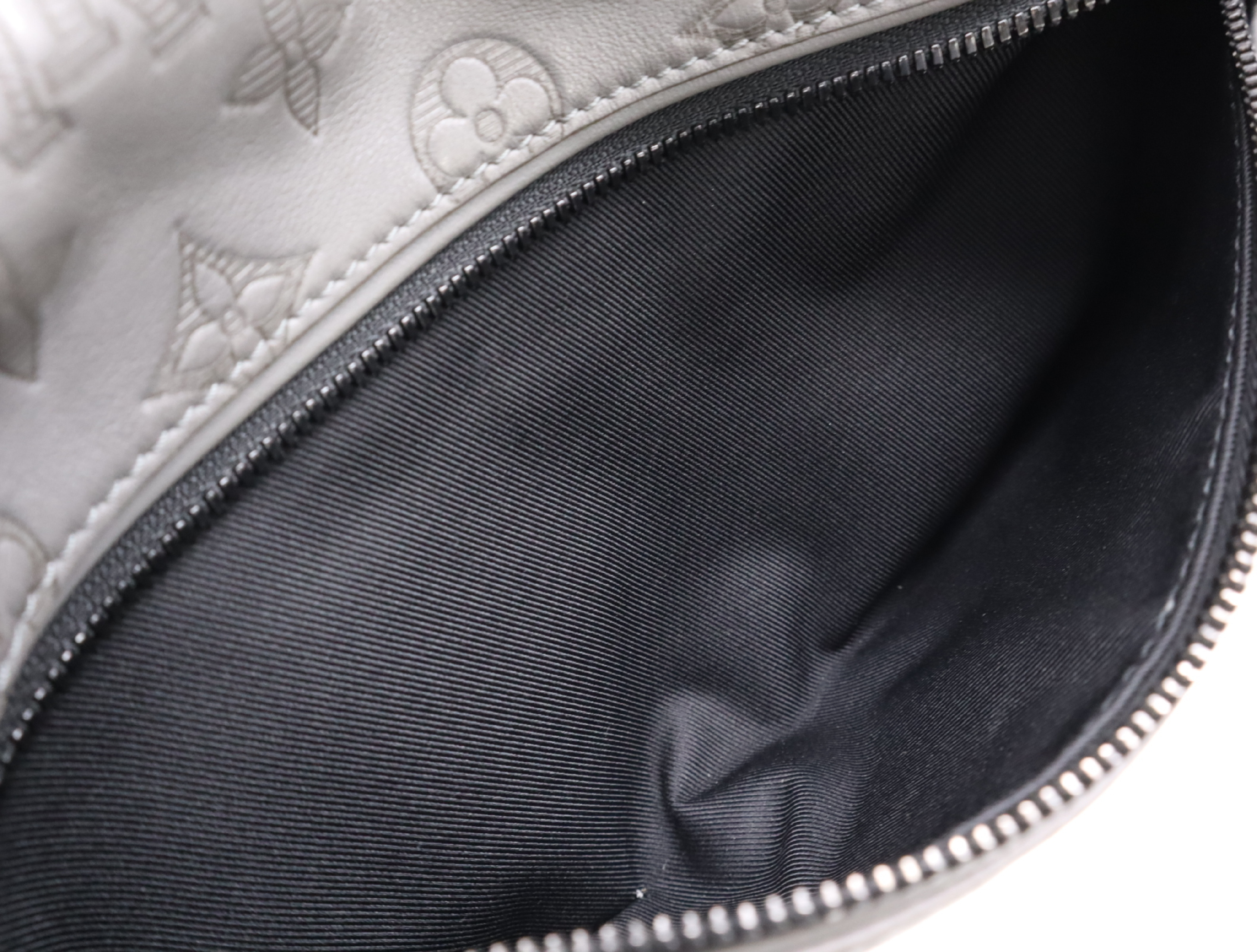M46108 Monogram Shadow Leather Discovery Bumbag PM Waist Bag — view 12