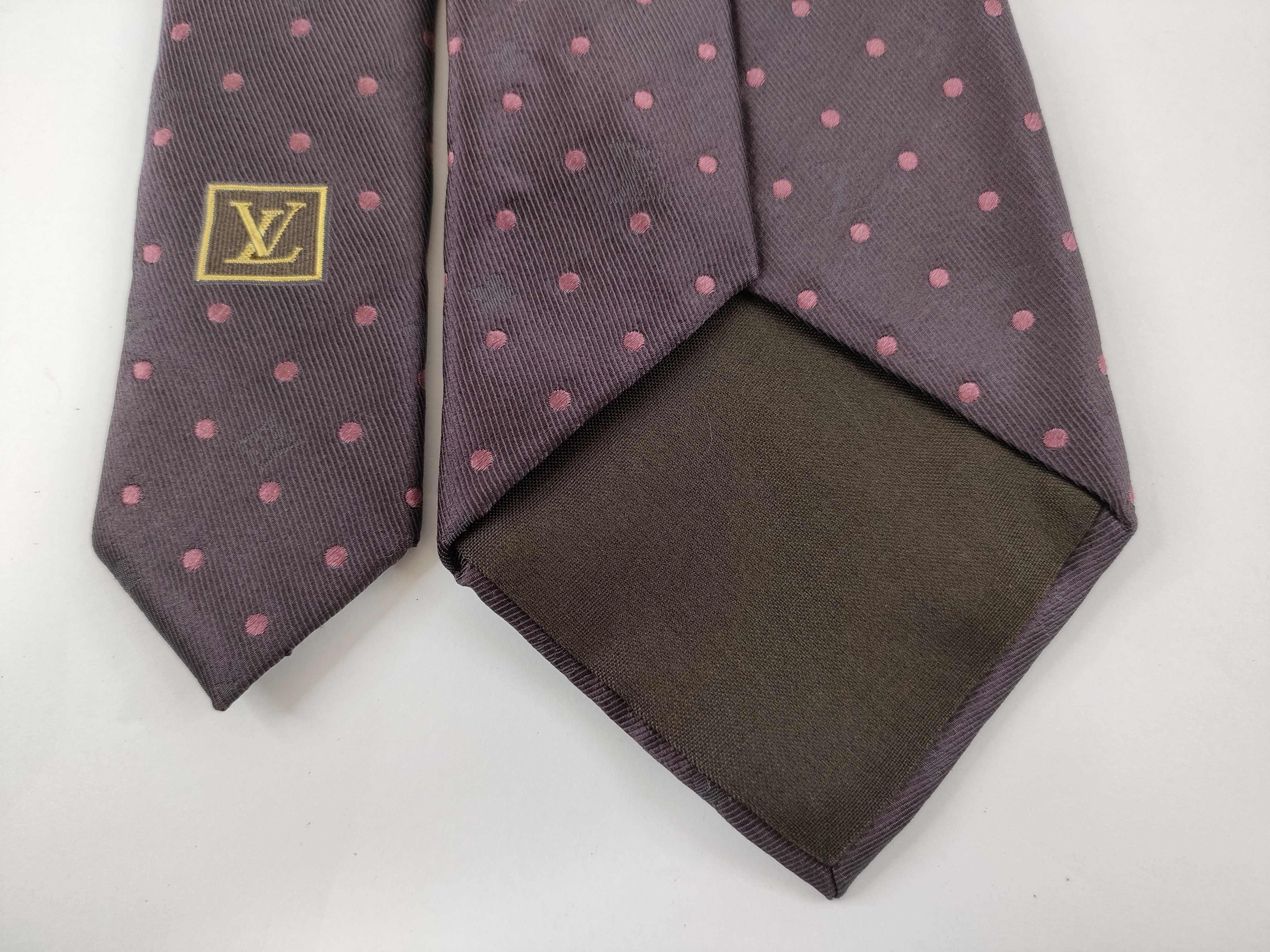 Ties and other accessories — view 3