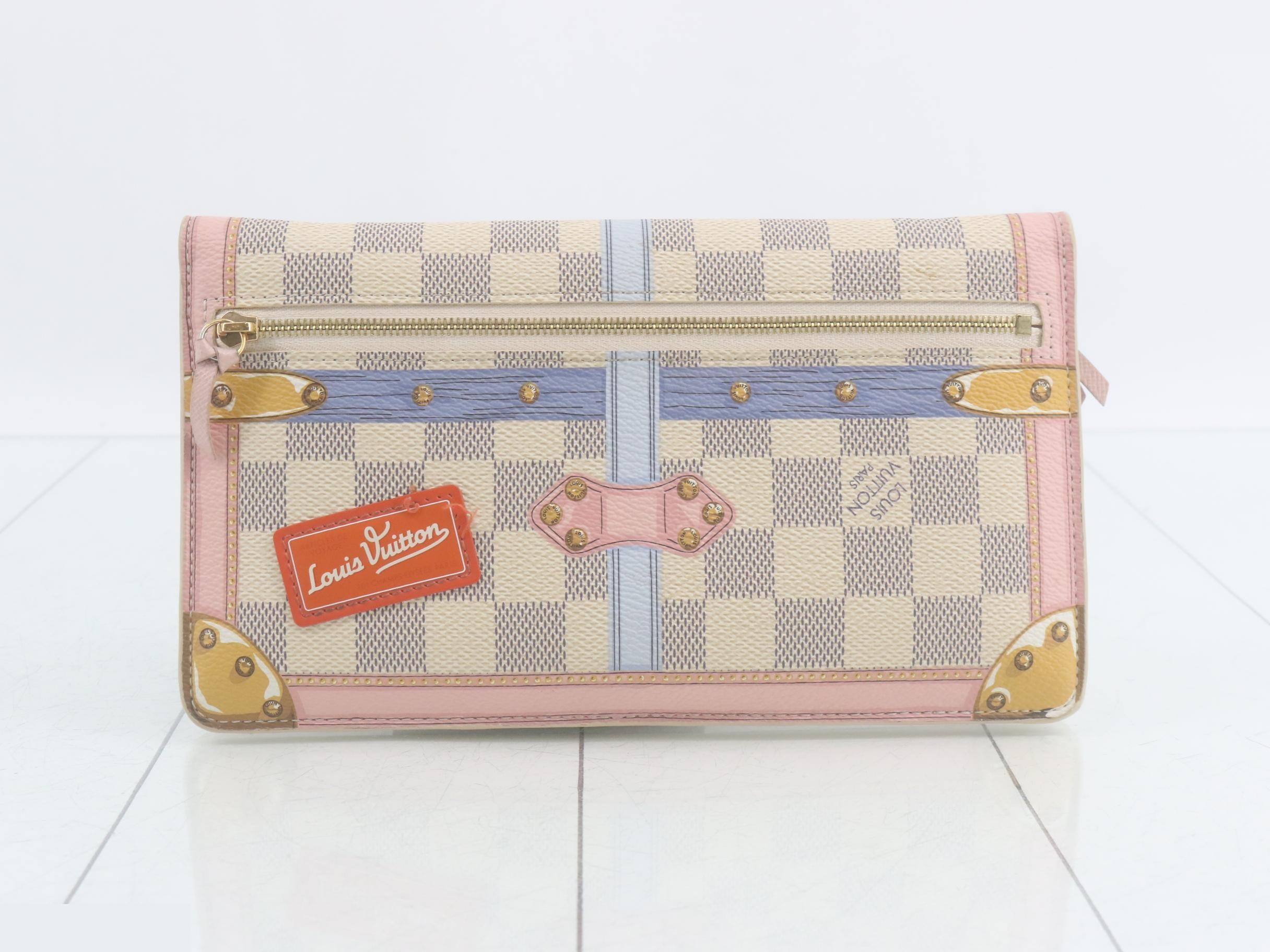 Damier Azur Pochette Weekend Summer Trunk Chain Wallet — view 2