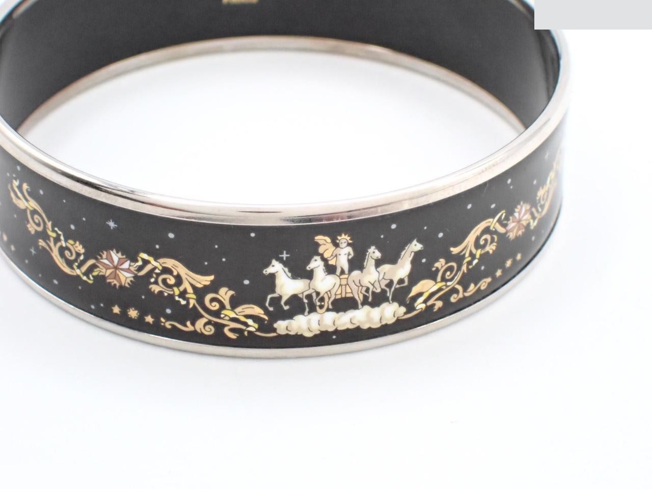 Enamel GM Bangle, Wrist size approximately 20cm — view 3