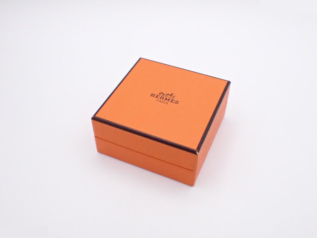 Enamel GM Bangle, Wrist size approximately 20cm — view 4