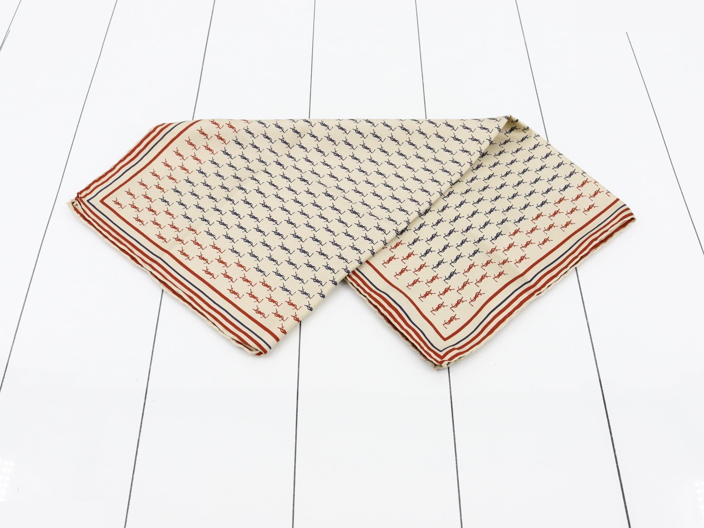 scarf — view 2