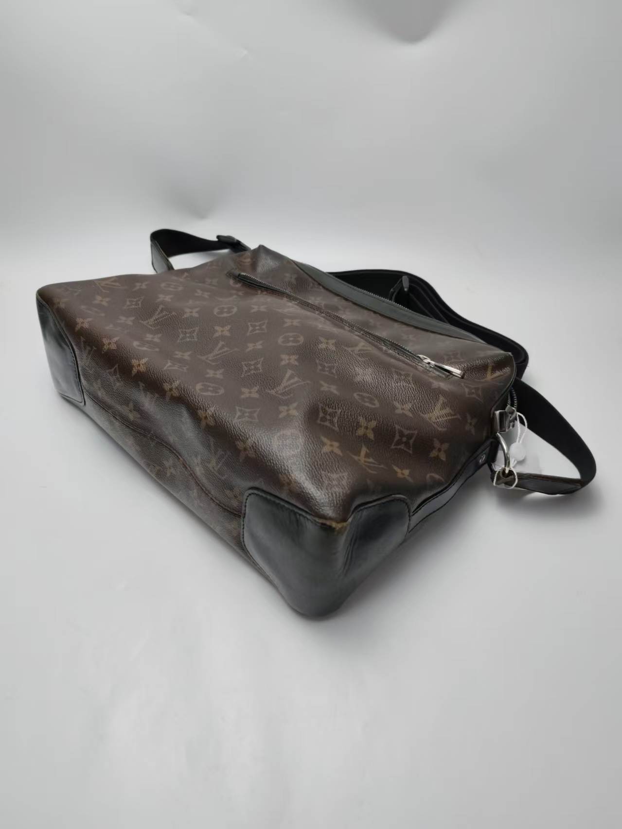 【*Shipped from: China*】LOUIS VUITTON PU Shoulder Bag — view 5