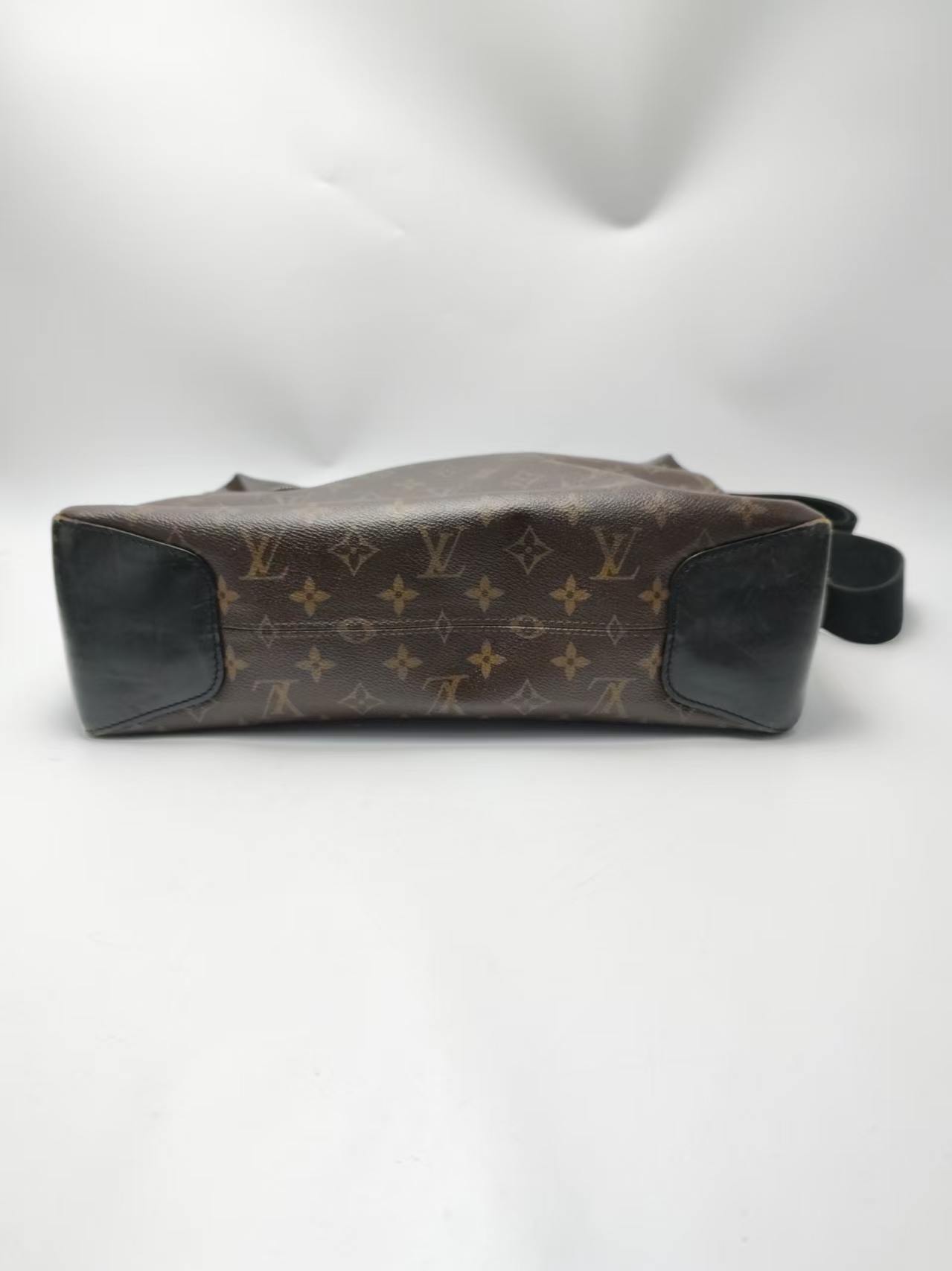 【*Shipped from: China*】LOUIS VUITTON PU Shoulder Bag — view 6