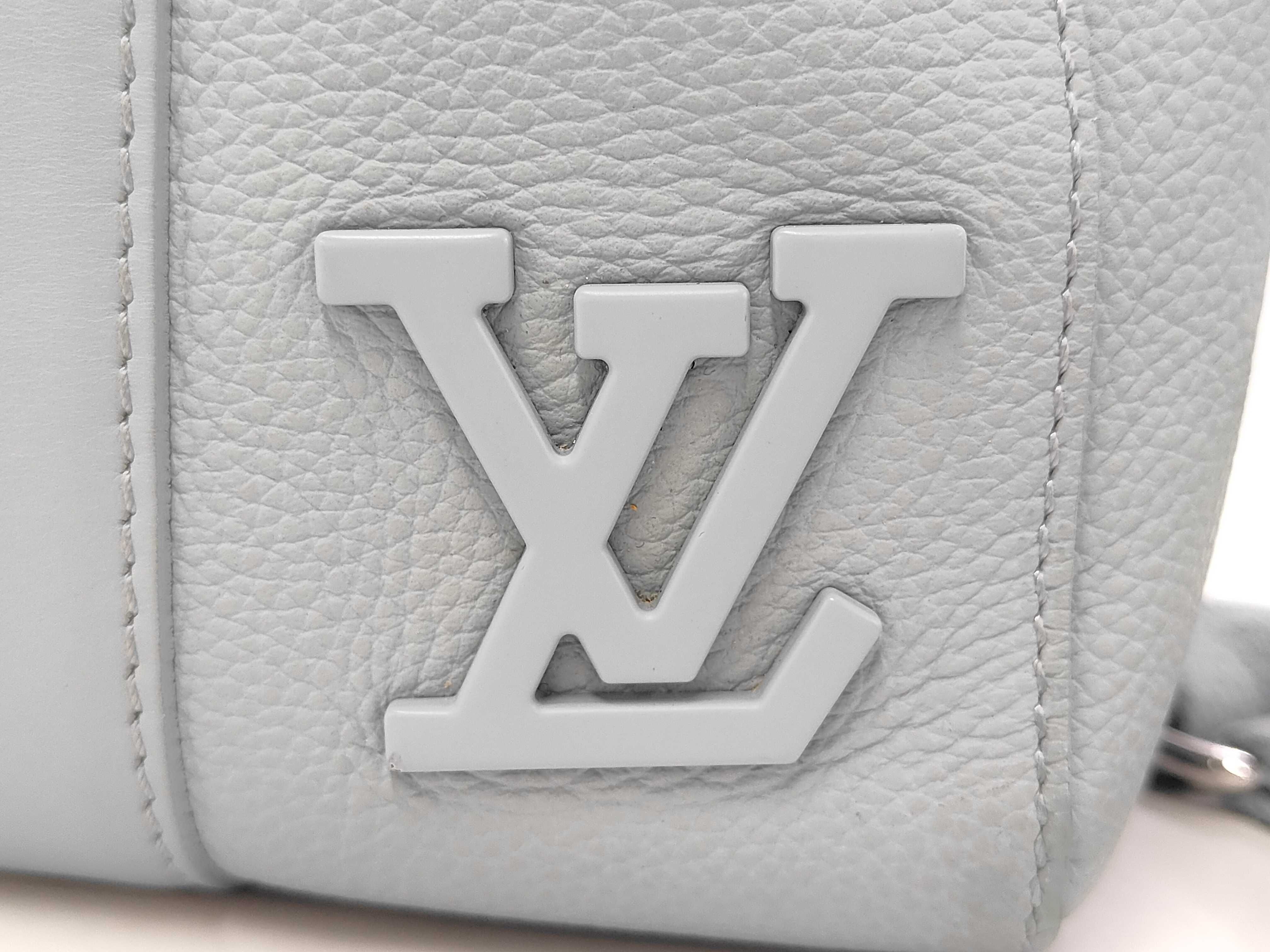 shoulder bag — view 11
