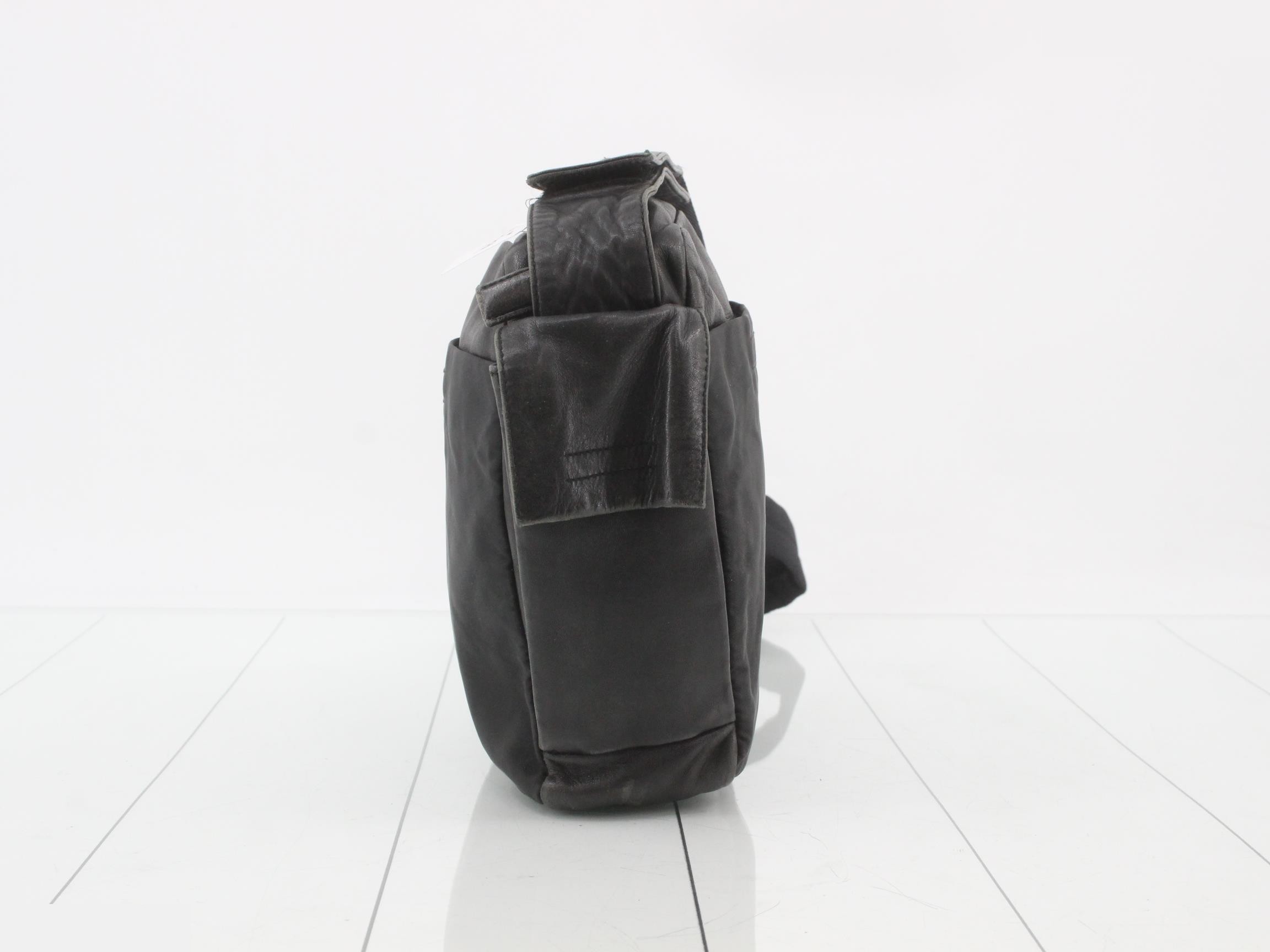 Leather/Tessuto Shoulder Bag, Black — view 4