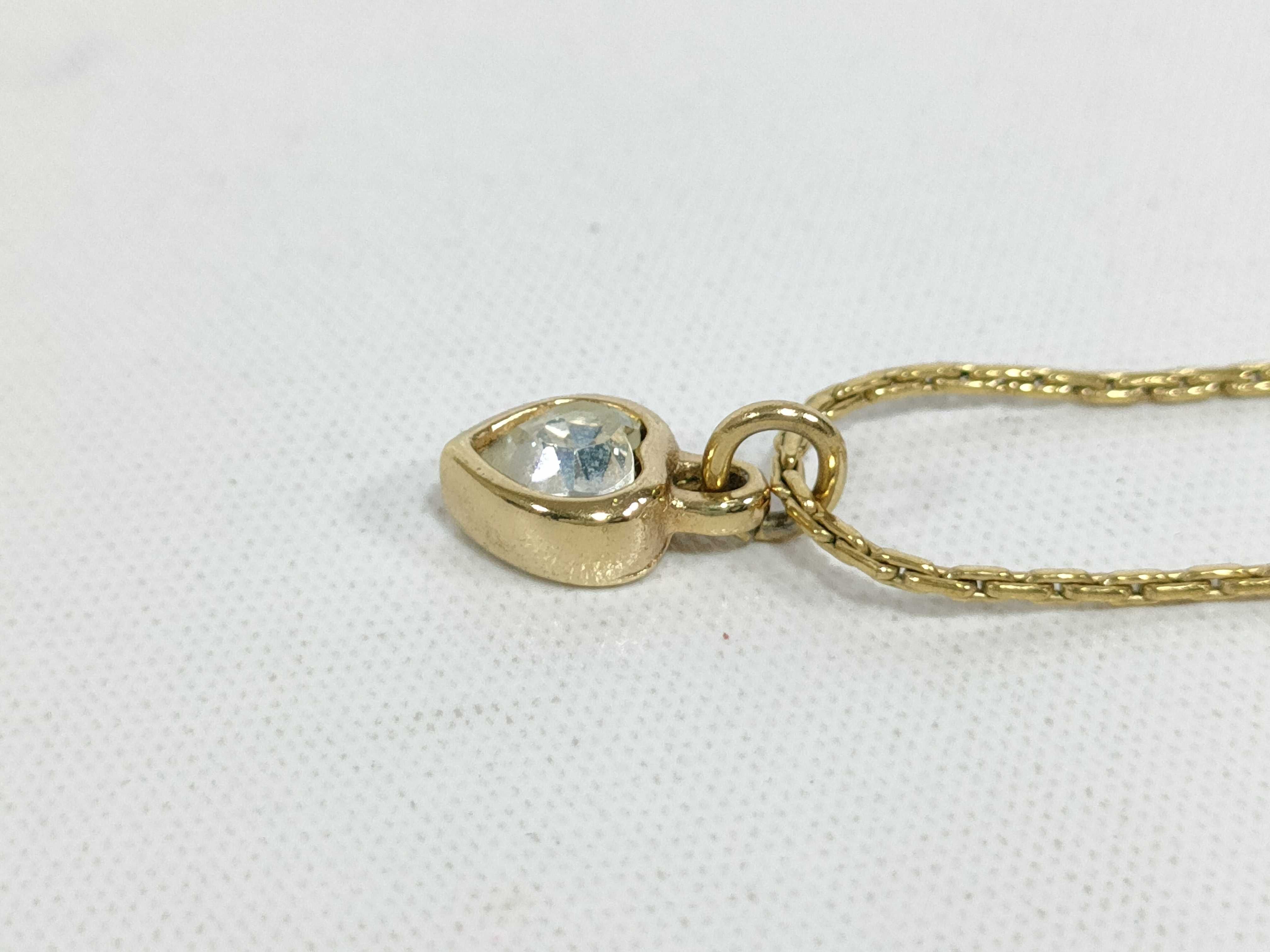 necklace — view 2