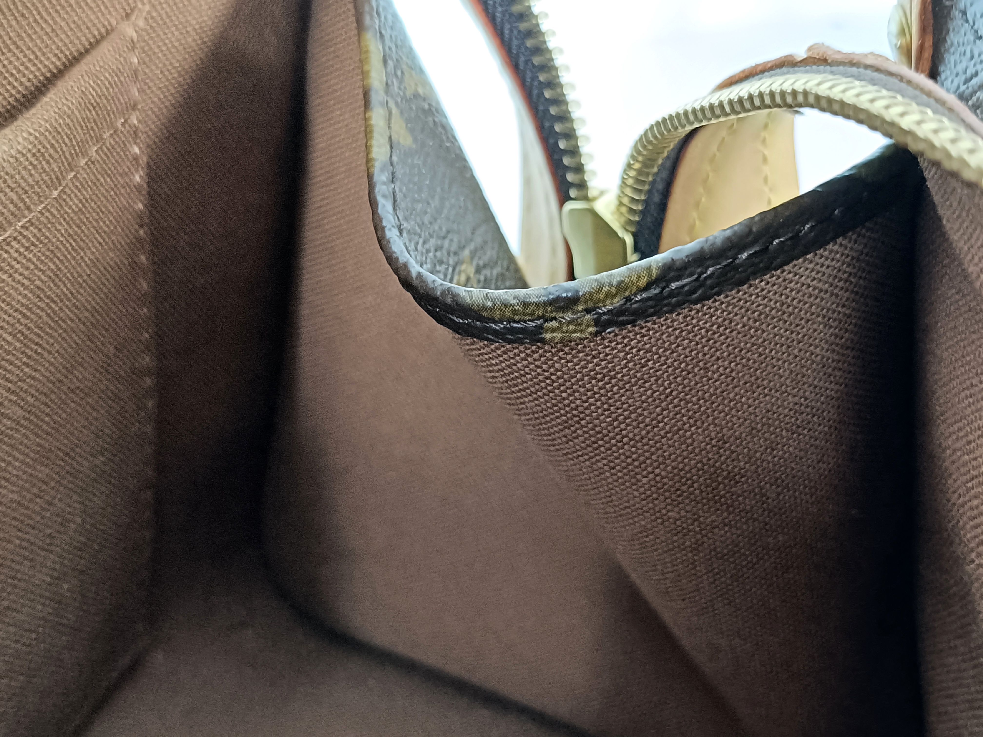 Monogram Popincourt VI0036 Handbag — view 9