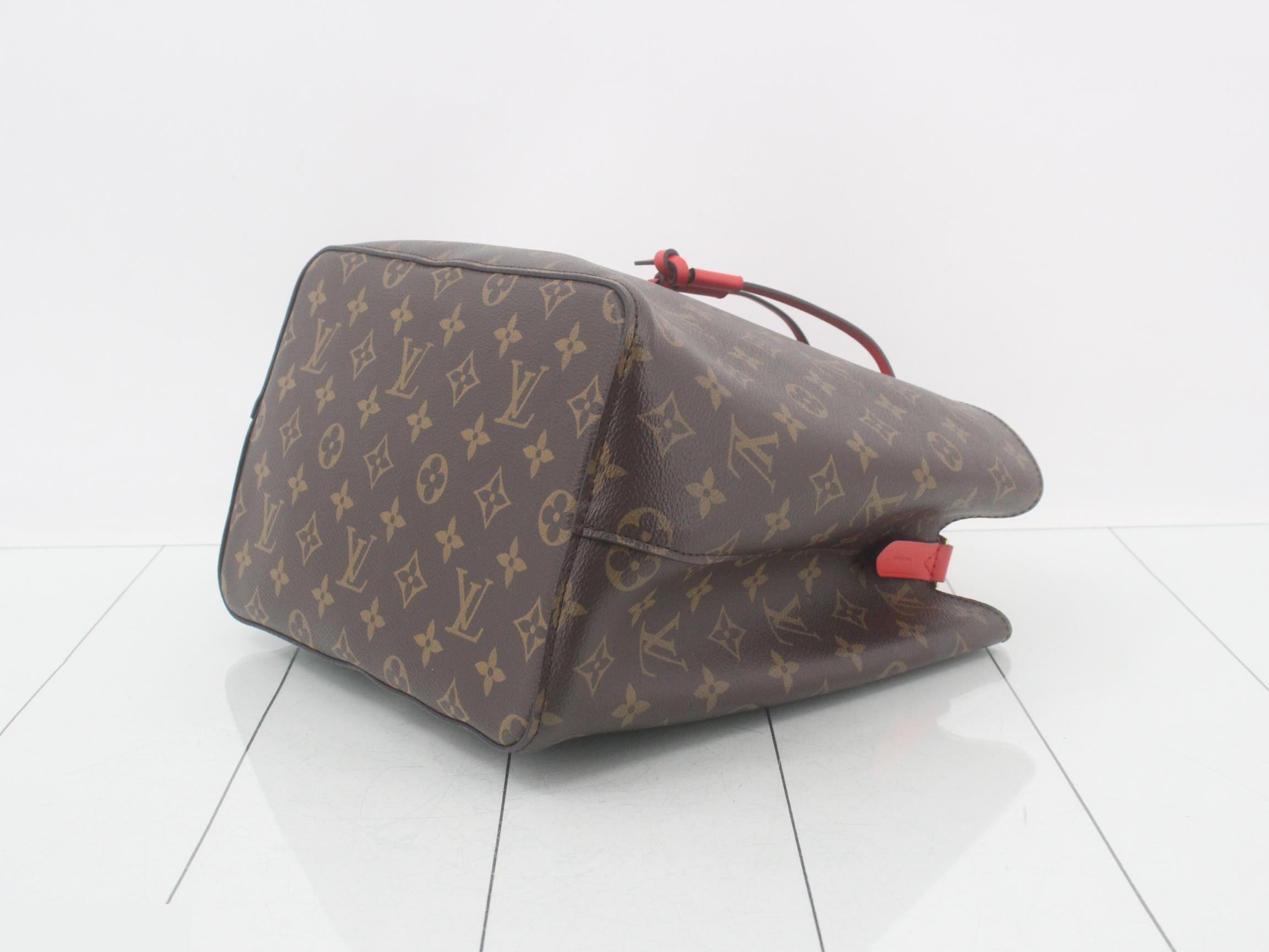 Monogram NeoNoe 2-Way Shoulder/Handbag — view 6