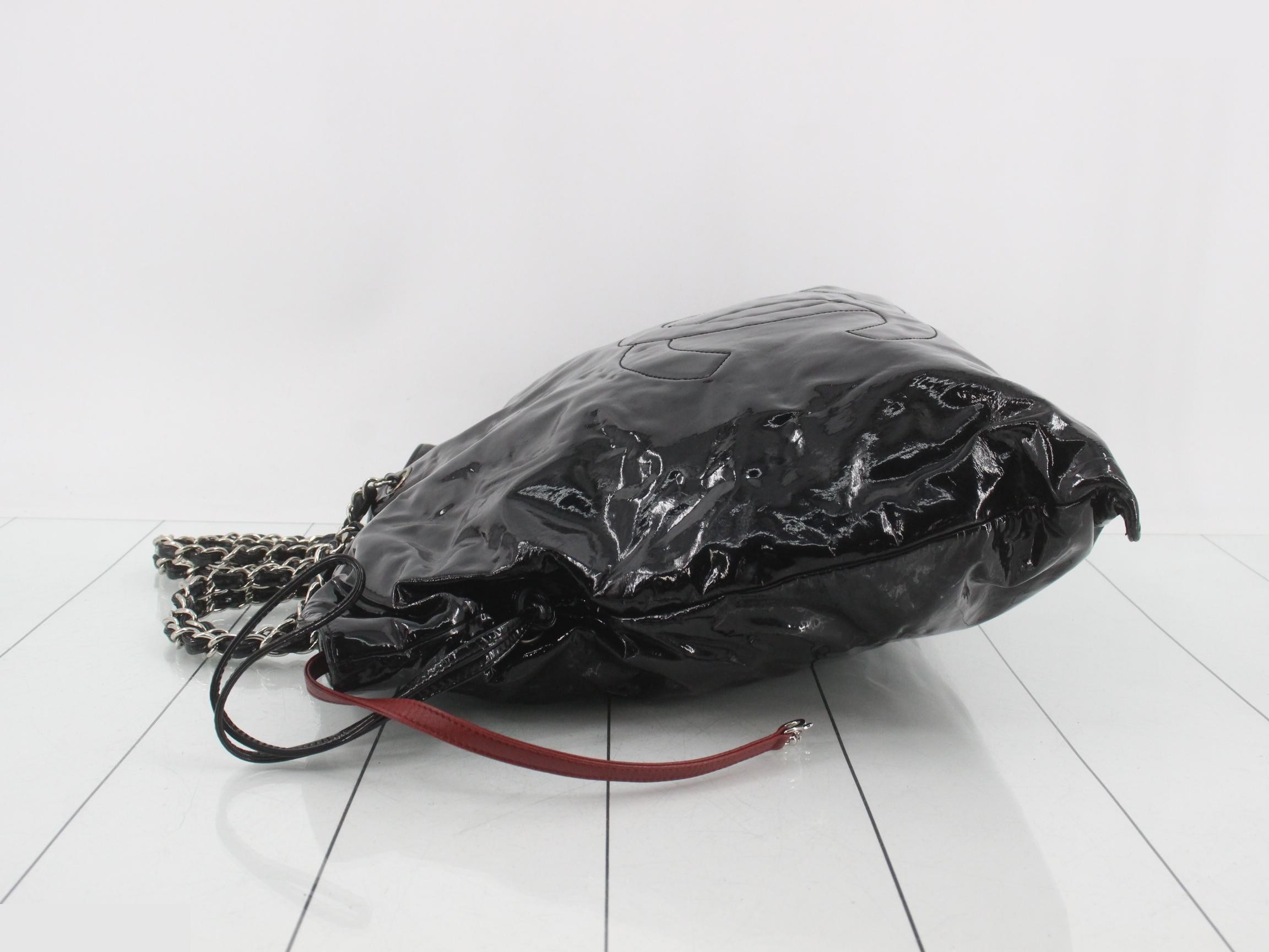 Chain Shoulder Bag with Coco Mark and Pom-Pom — view 4