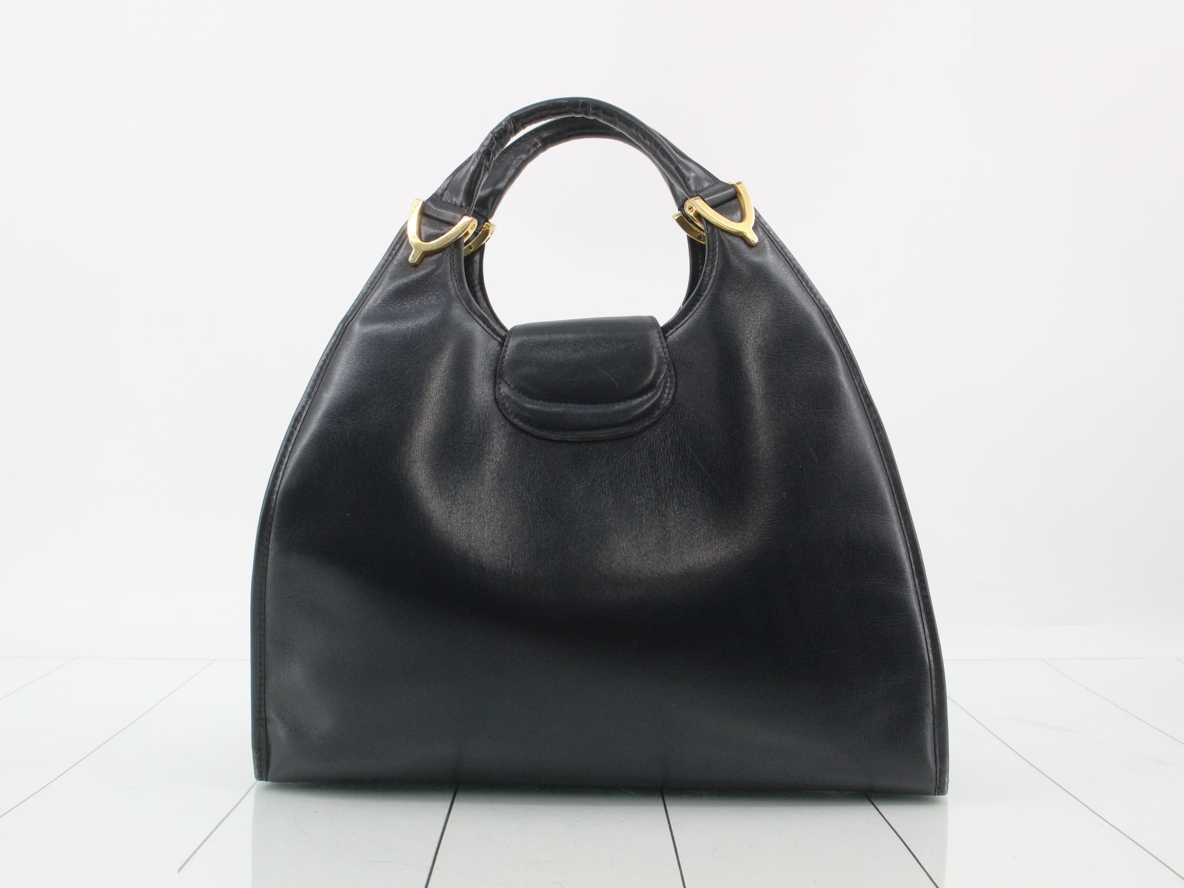 Leather handbag with gold hardware — view 2