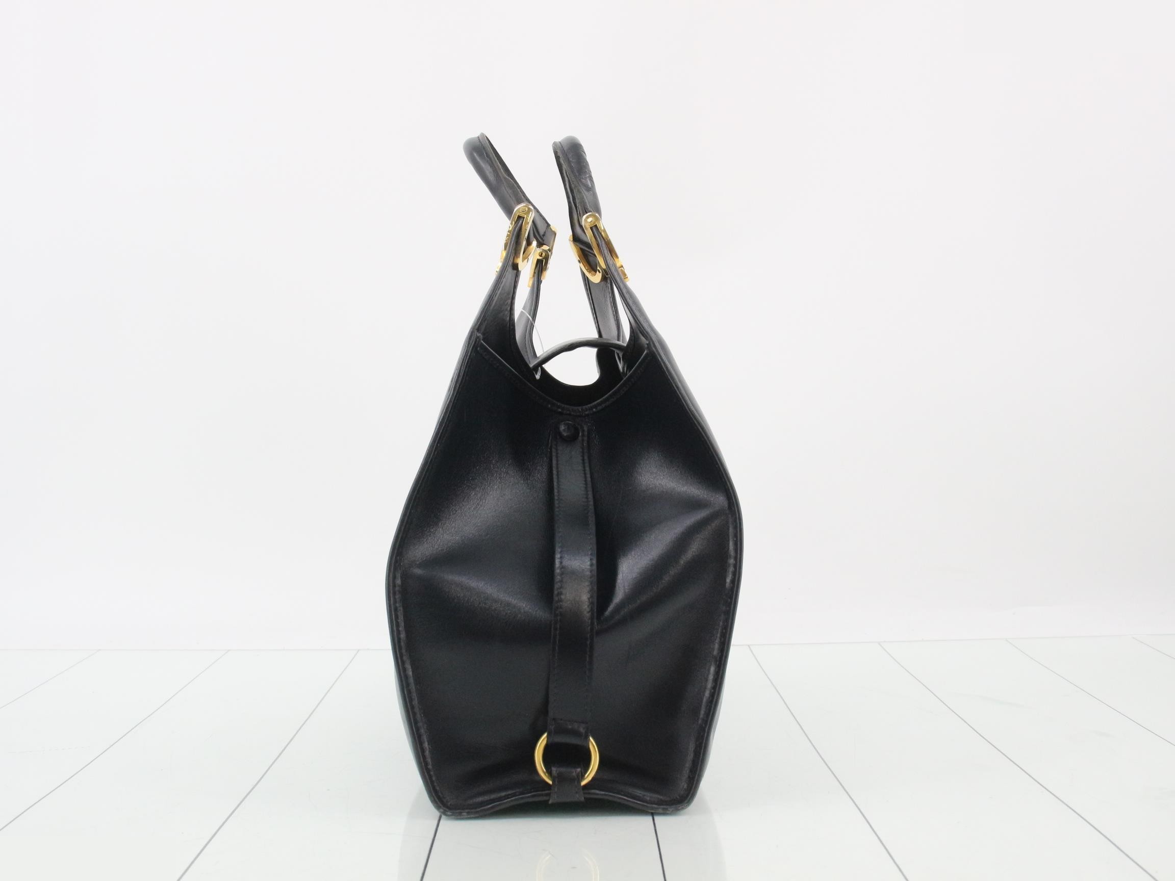 Leather handbag with gold hardware — view 3