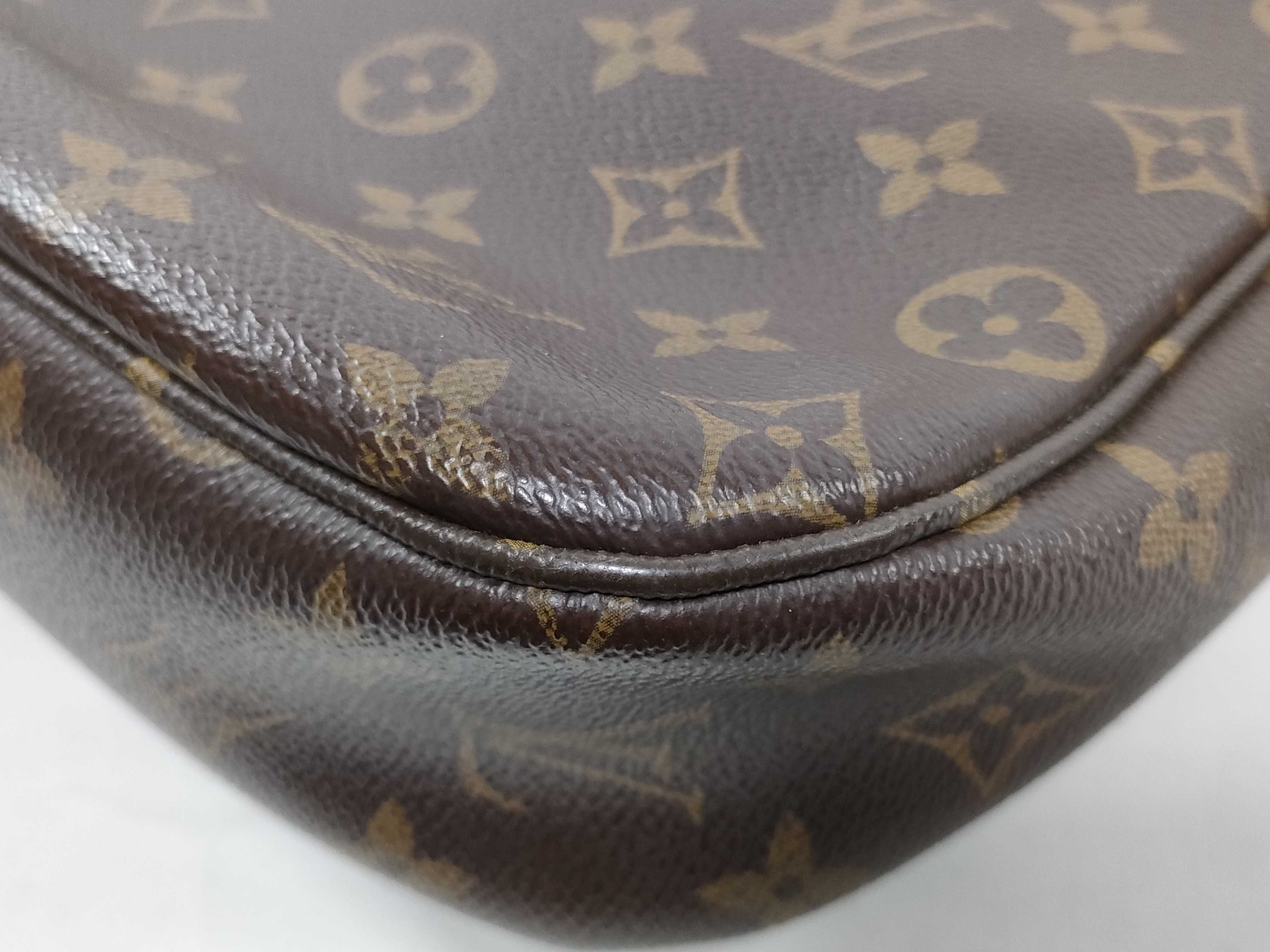Monogram Louis Vuitton Shoulder Bag Mavion M41679 Shoulder Bag — view 4