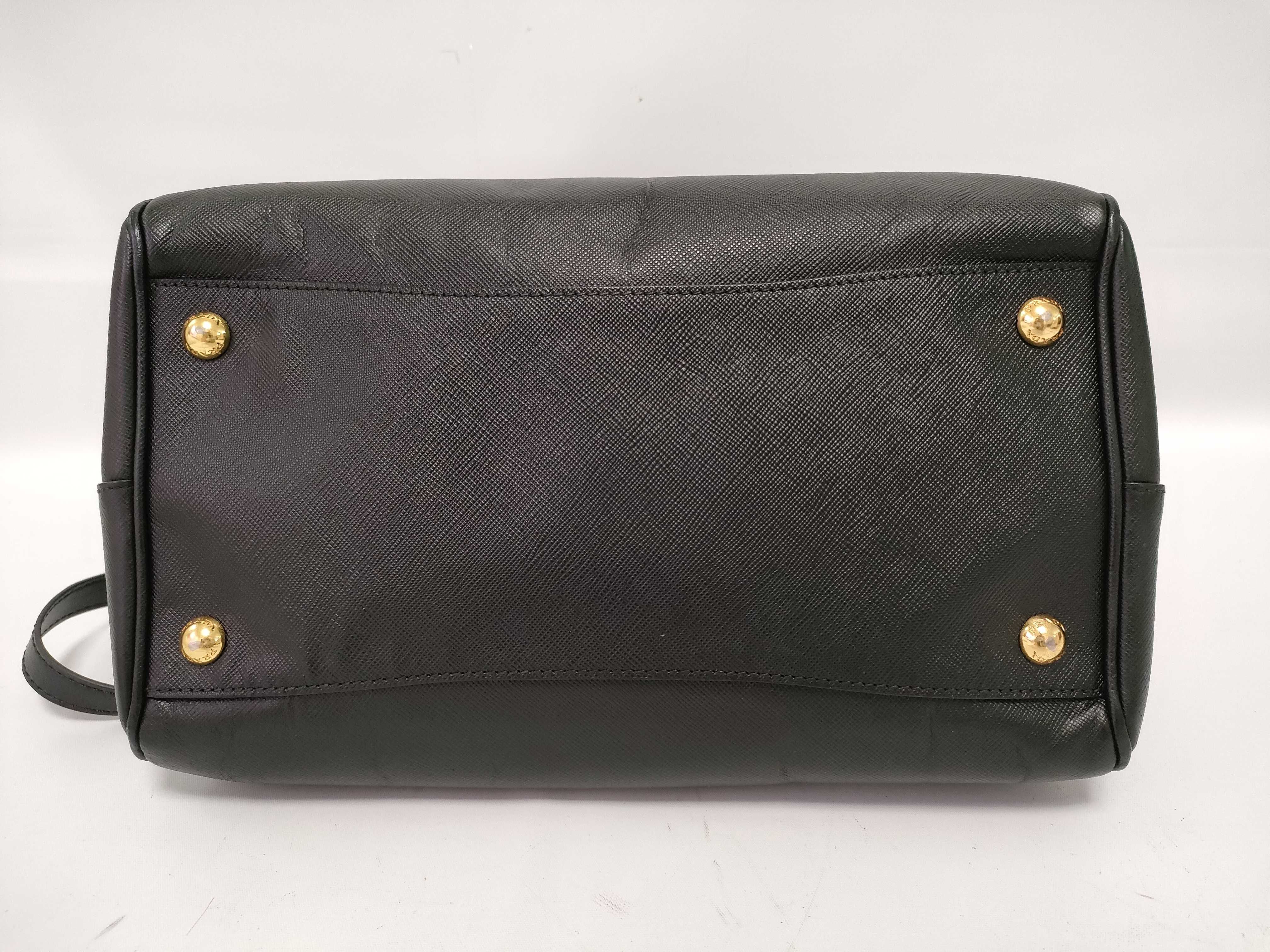 Saffiano Leather Handbag Shoulder Bag with Serial Number, Padlock, and Key — view 3