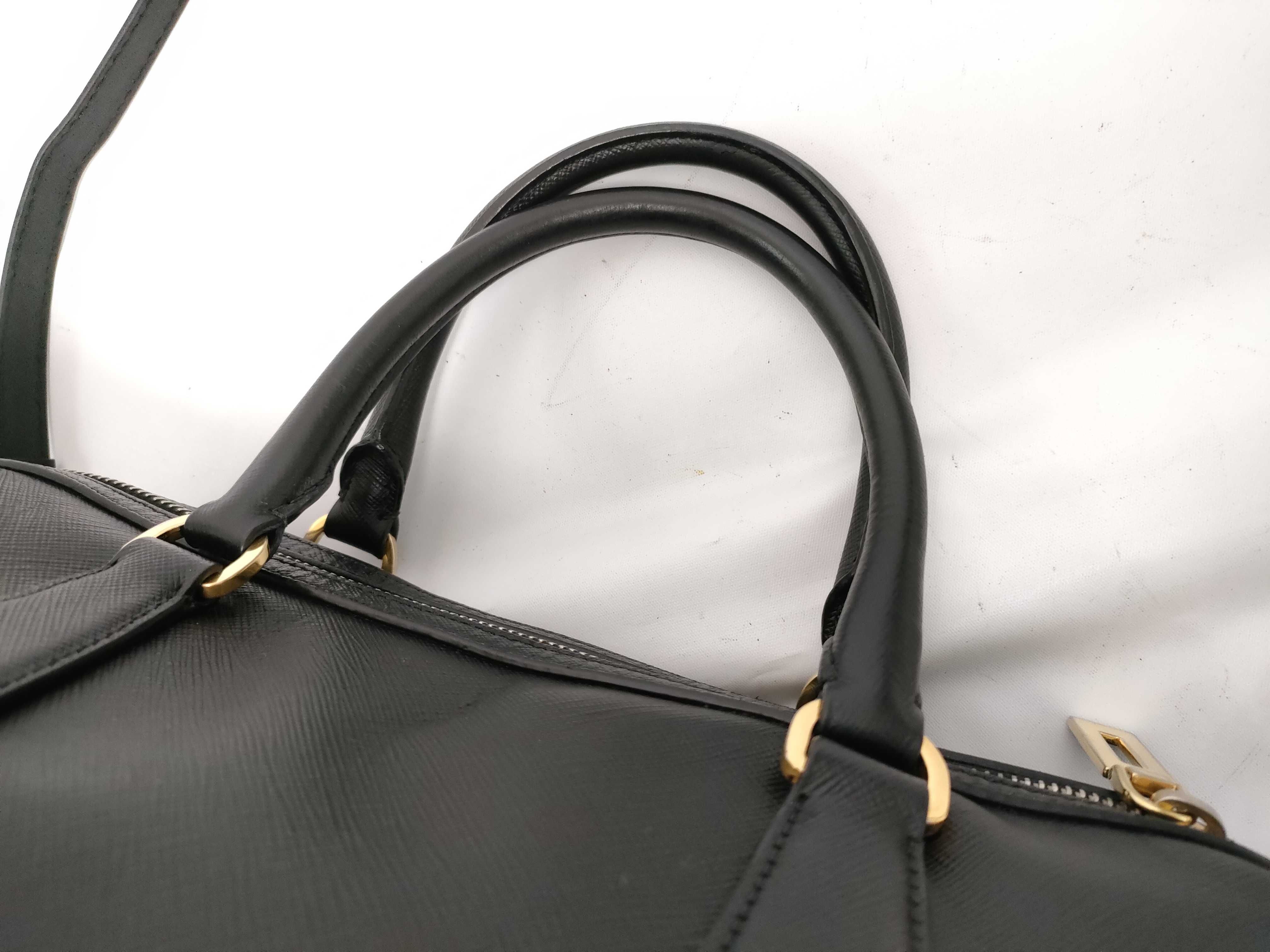 Saffiano Leather Handbag Shoulder Bag with Serial Number, Padlock, and Key — view 6