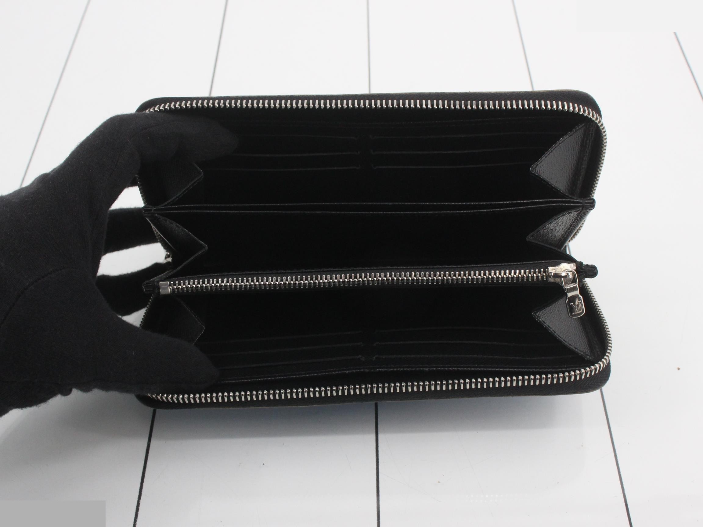 Zippy Wallet — view 4
