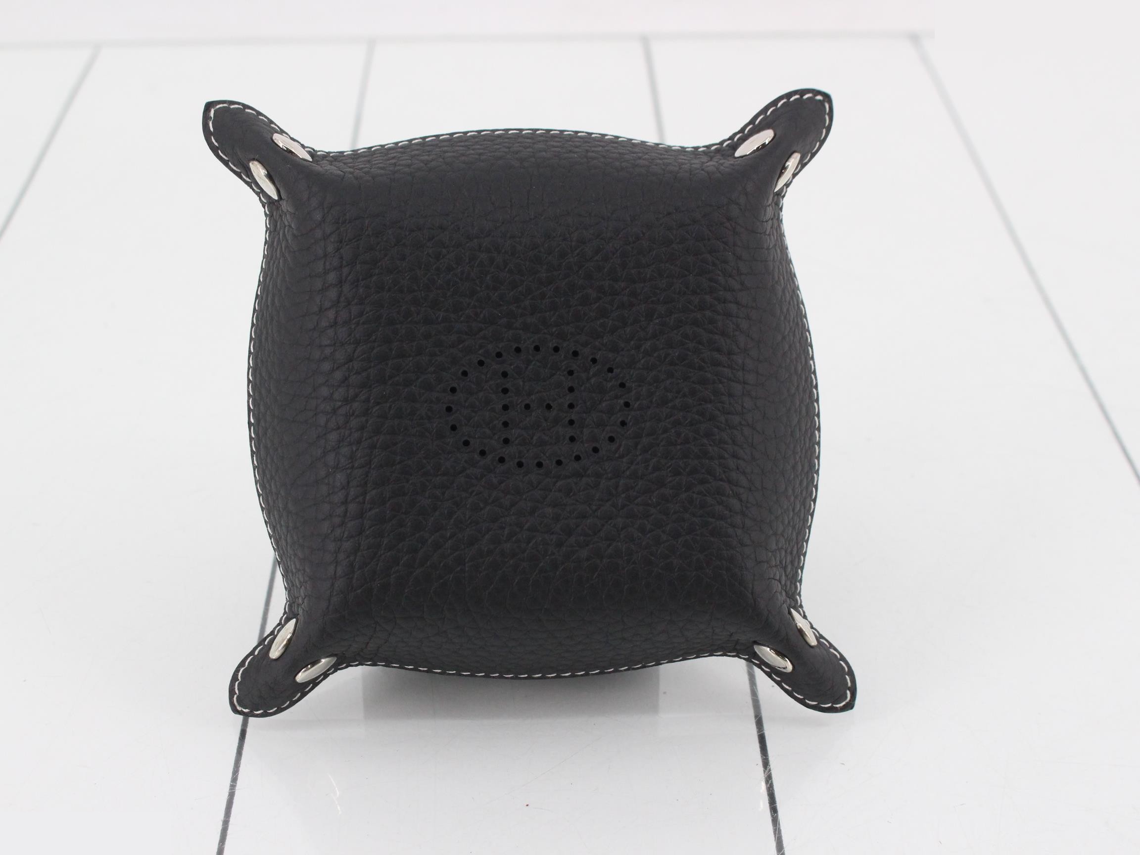 Vide Poche Mini Mise et Relance D stamp Taurillon Clemence — view 2