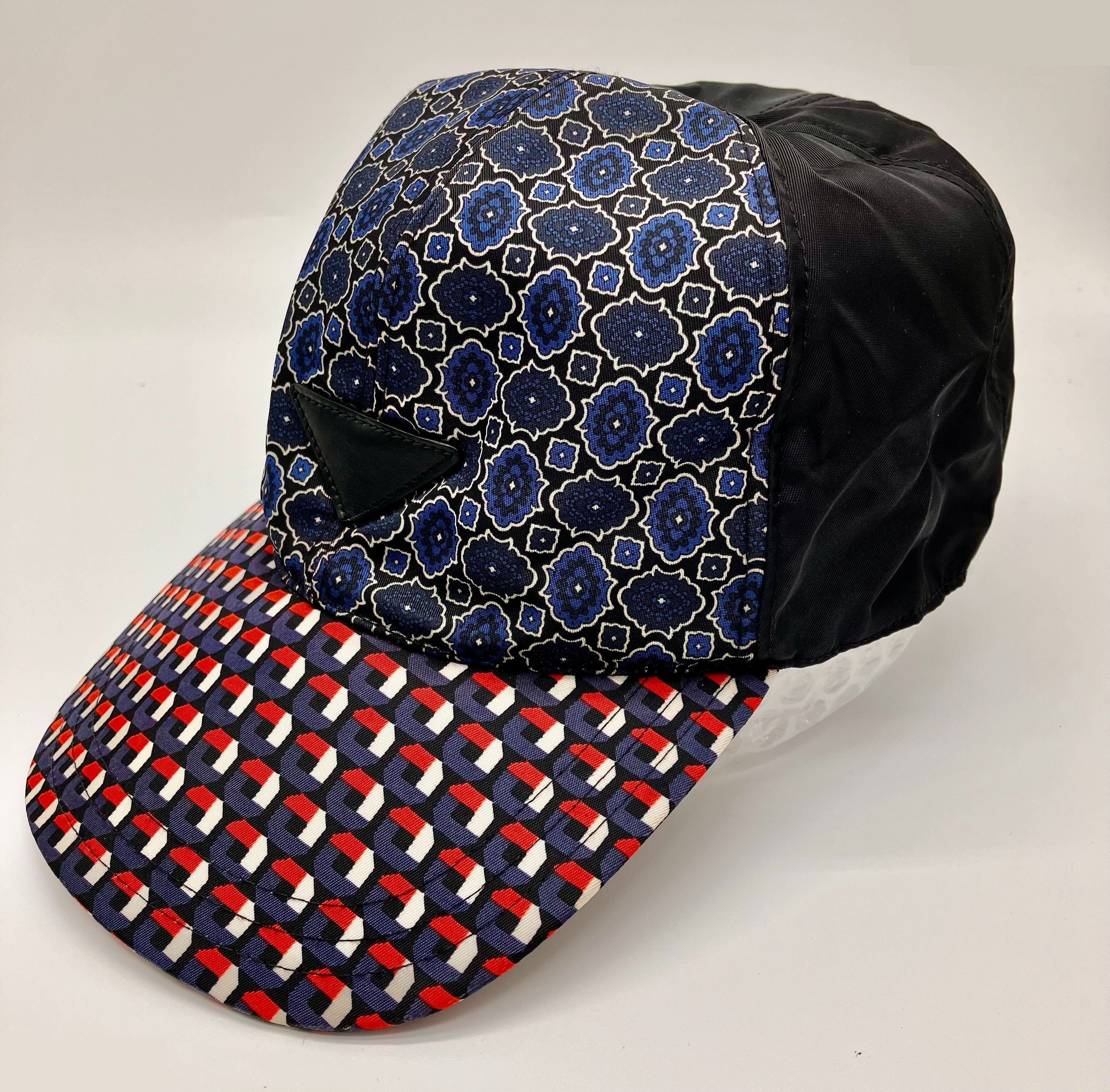 Other lines: Accessories, hats — view 2