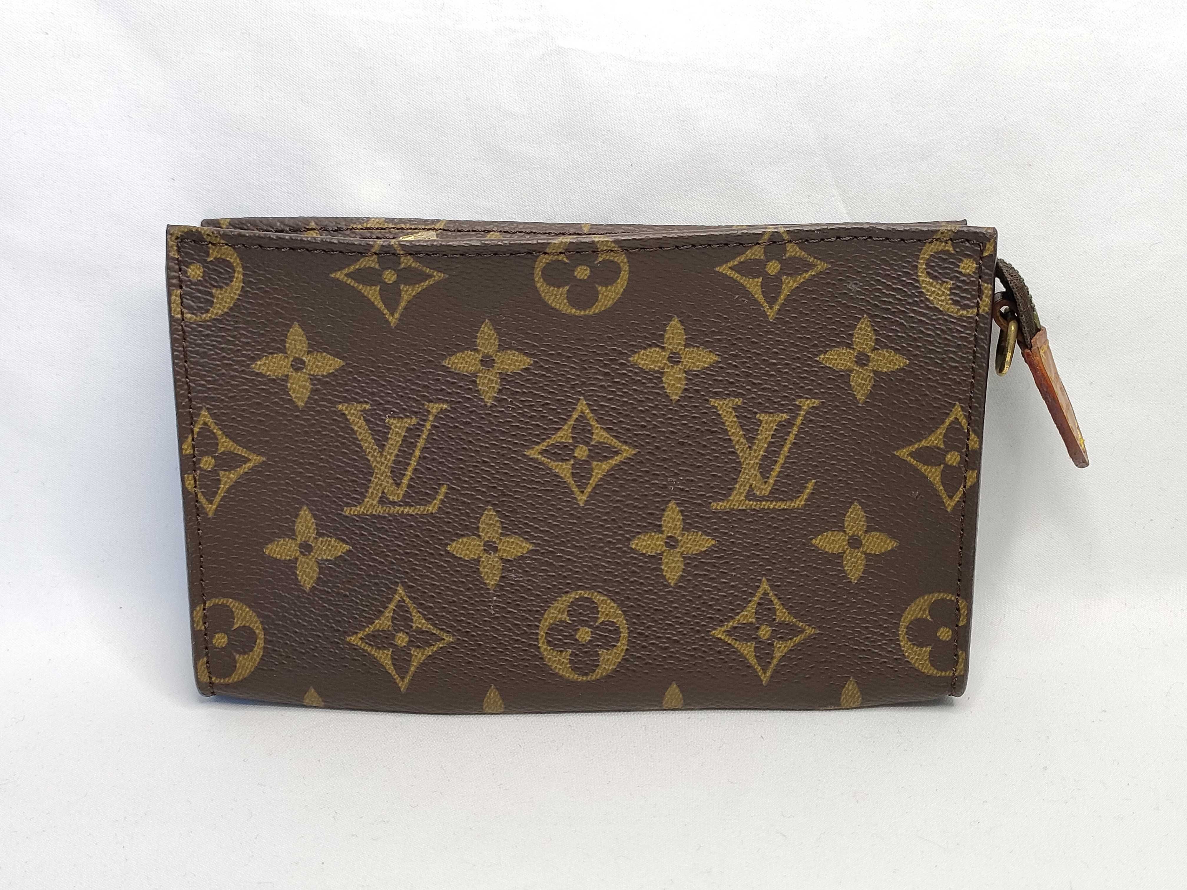 Monogram Louis Vuitton Monogram Pouch