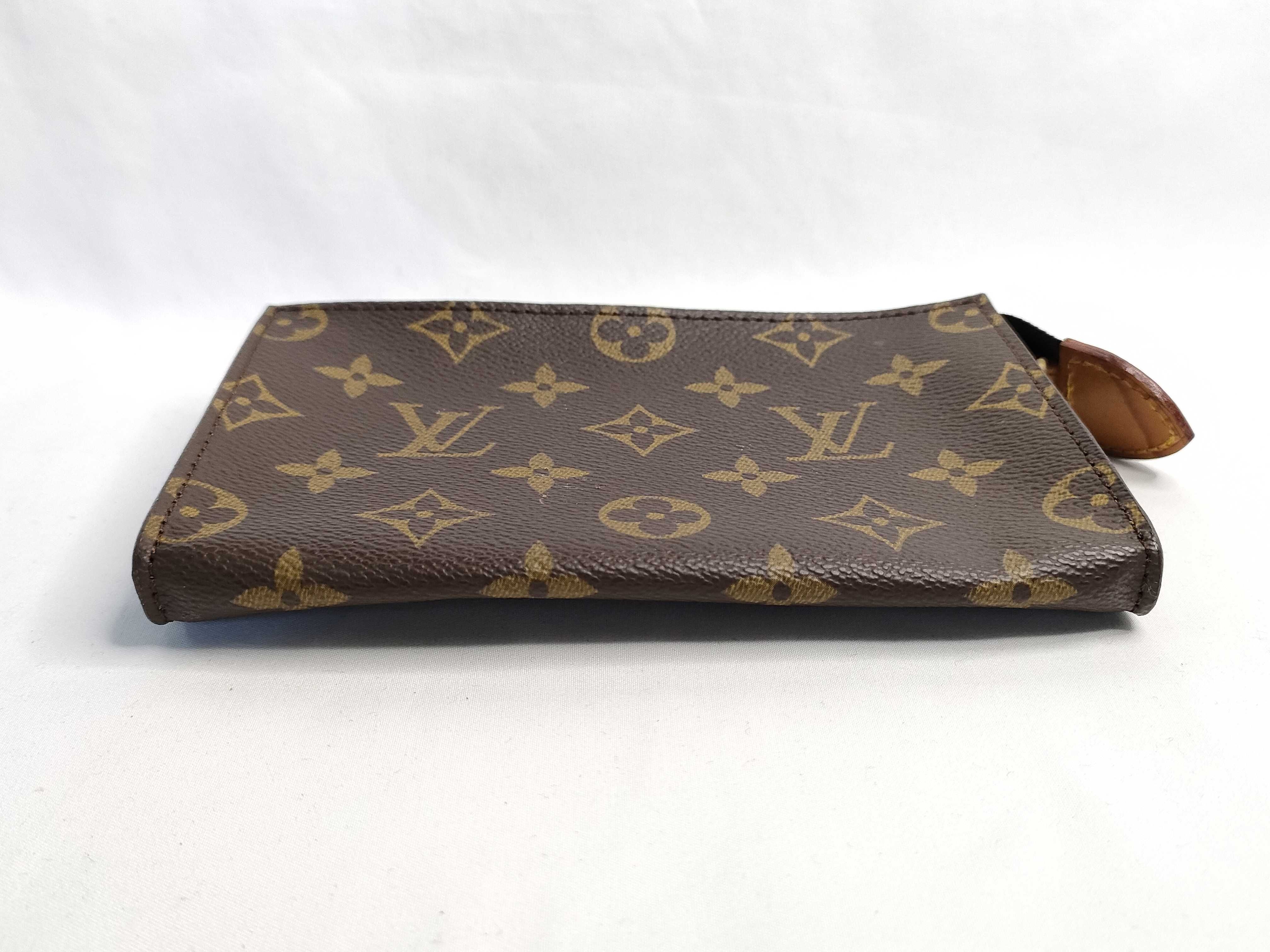 Monogram Louis Vuitton Monogram Pouch — view 4