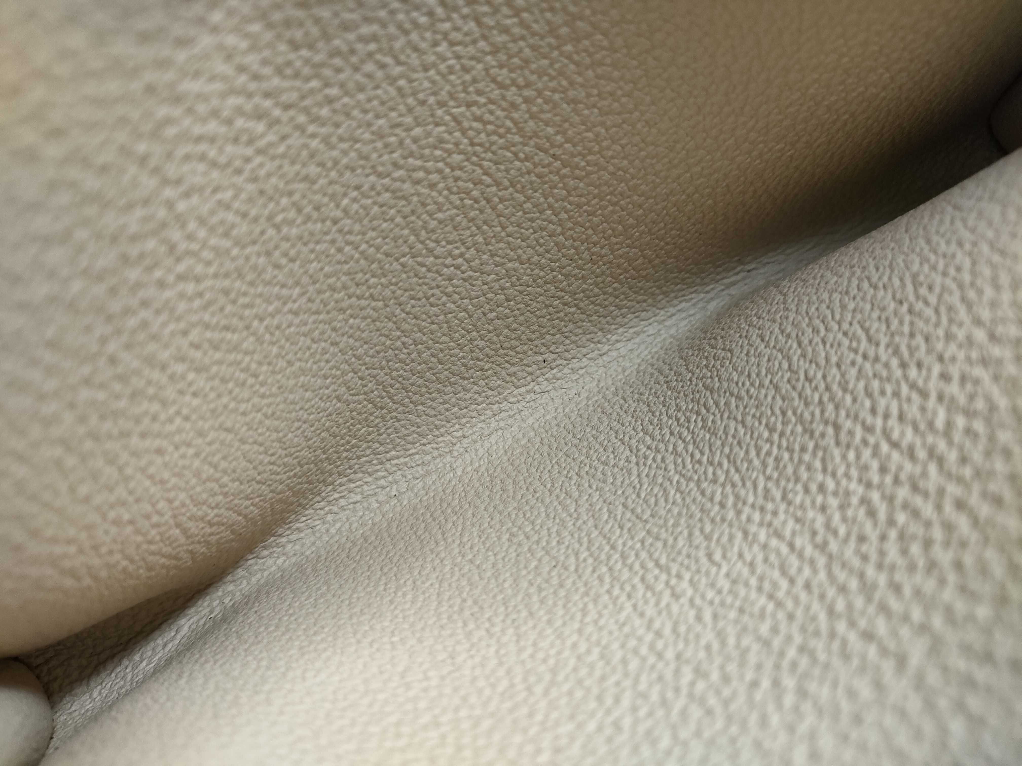 Monogram Louis Vuitton Monogram Pouch — view 7