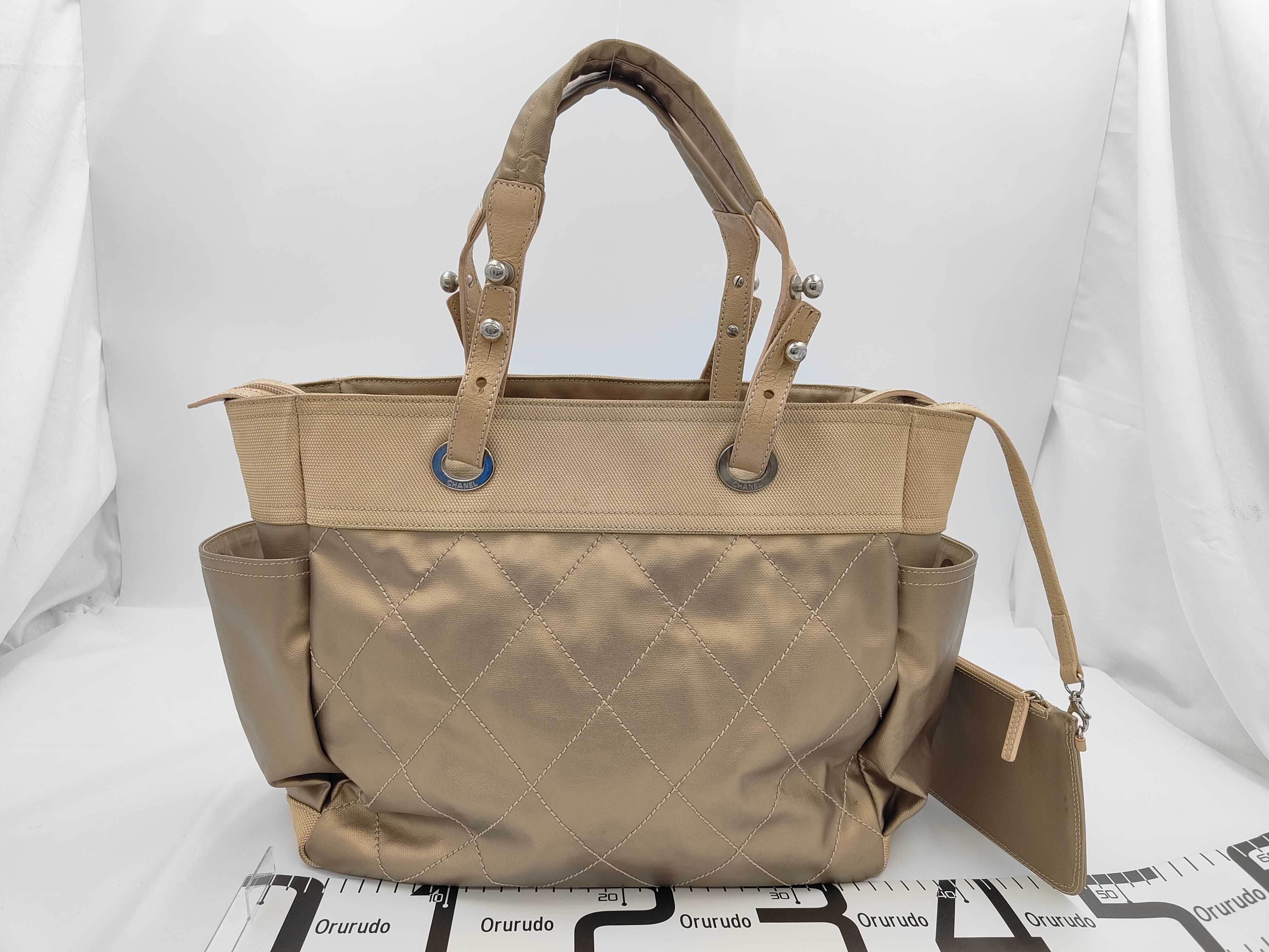 Paris Biarritz GM Tote Bag with Pouch — view 2