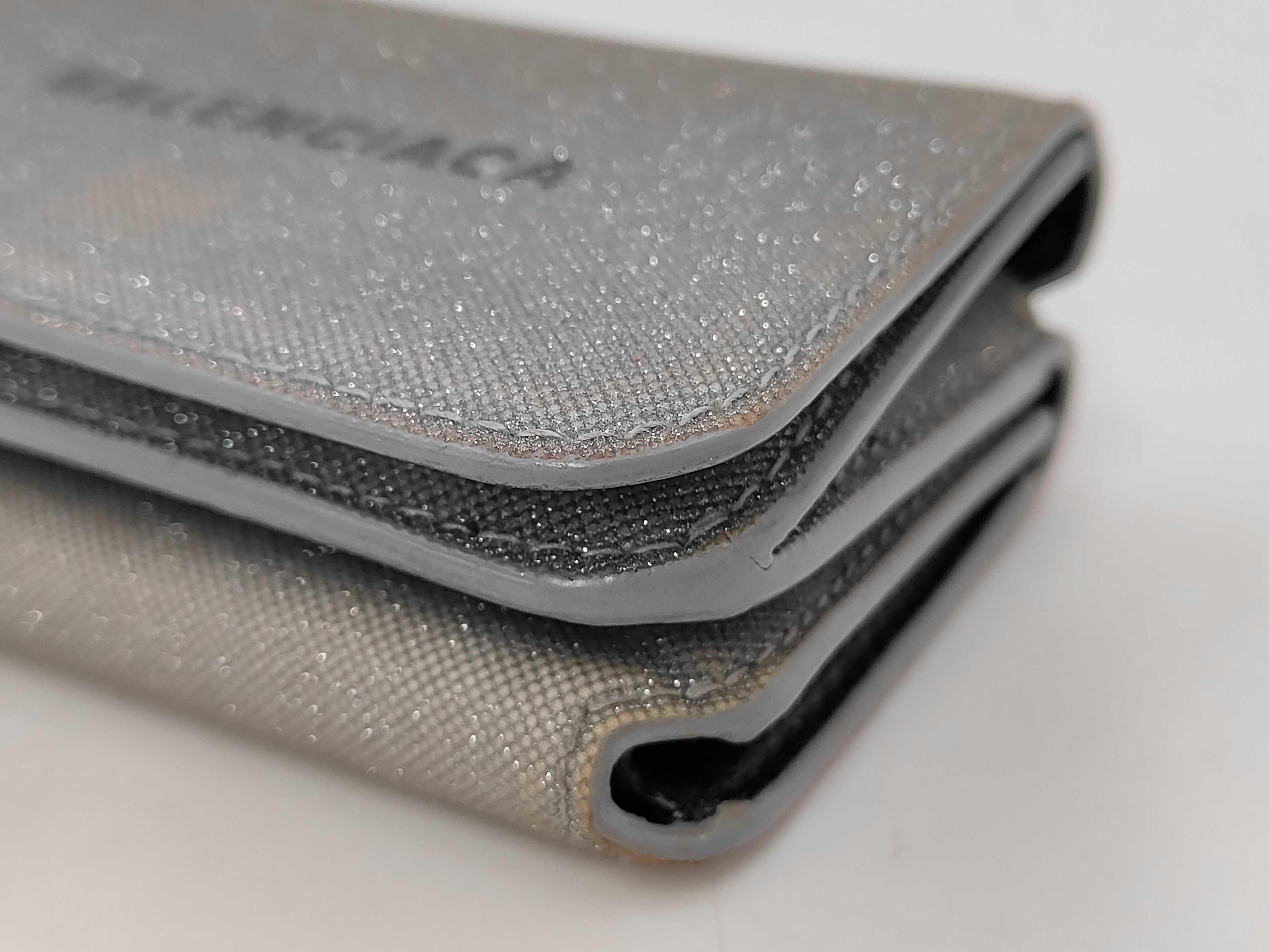 Tri-fold Wallet Leather Gray Glitter Wallet — view 3