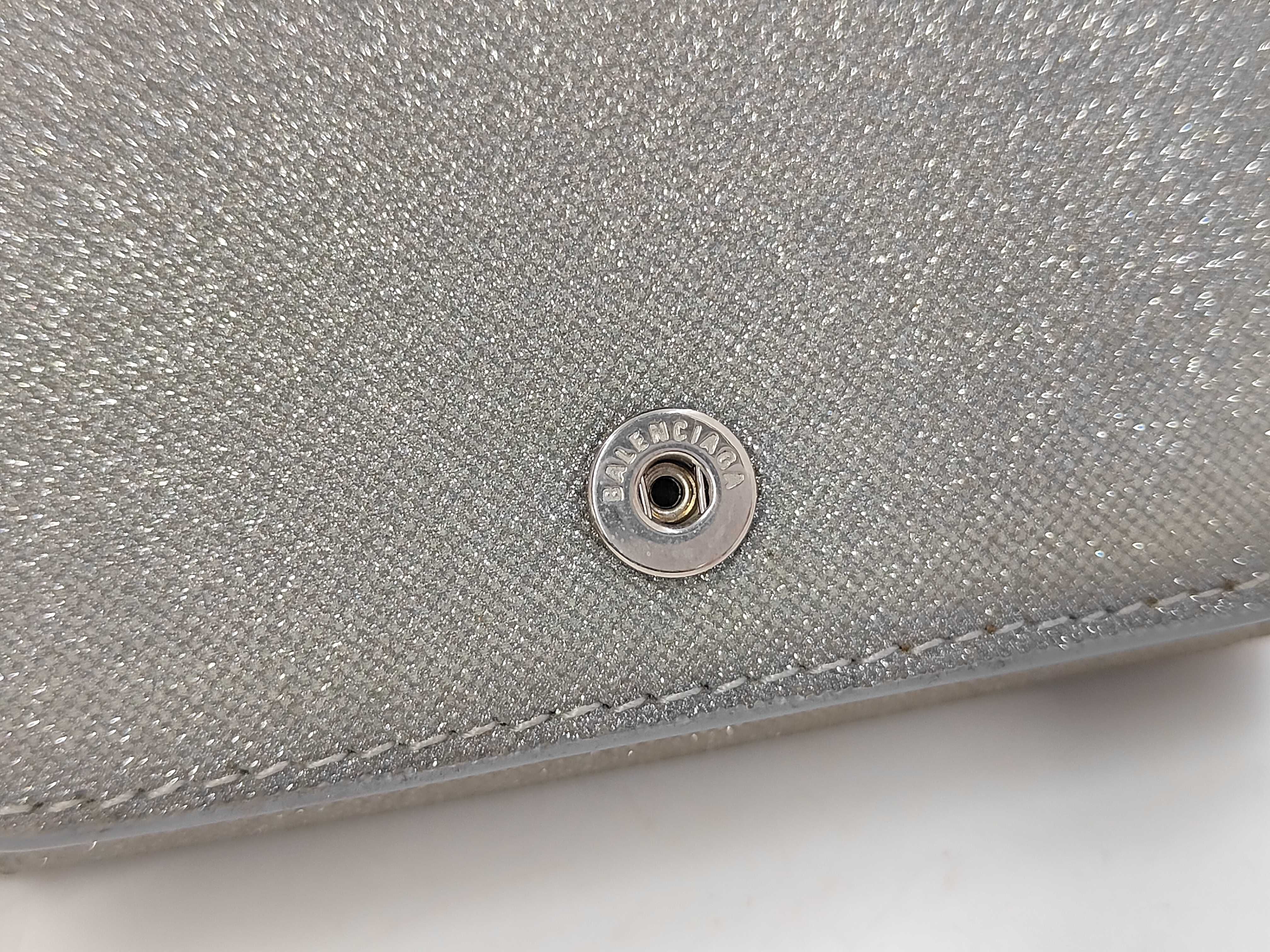 Tri-fold Wallet Leather Gray Glitter Wallet — view 4