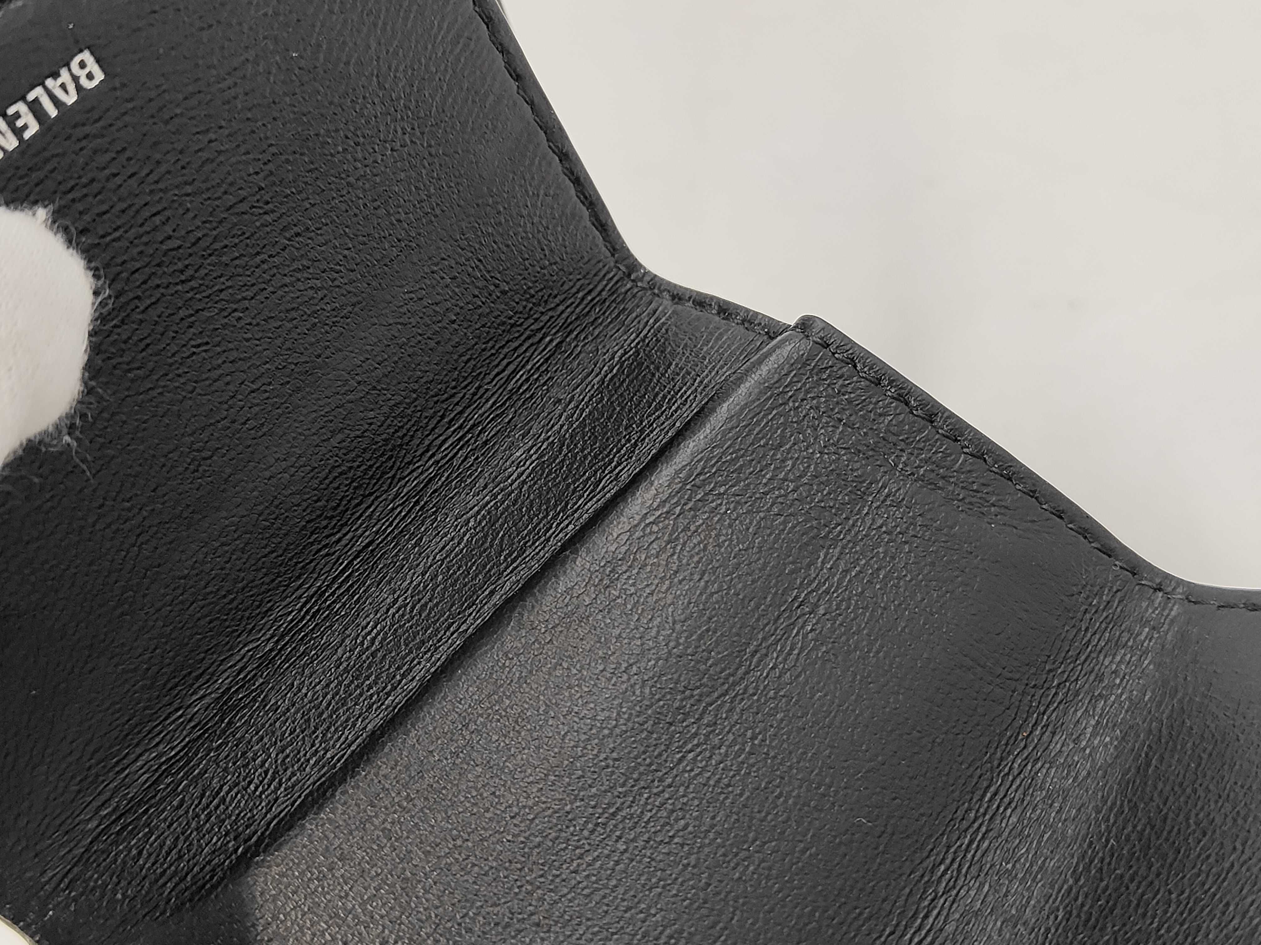 Tri-fold Wallet Leather Gray Glitter Wallet — view 8