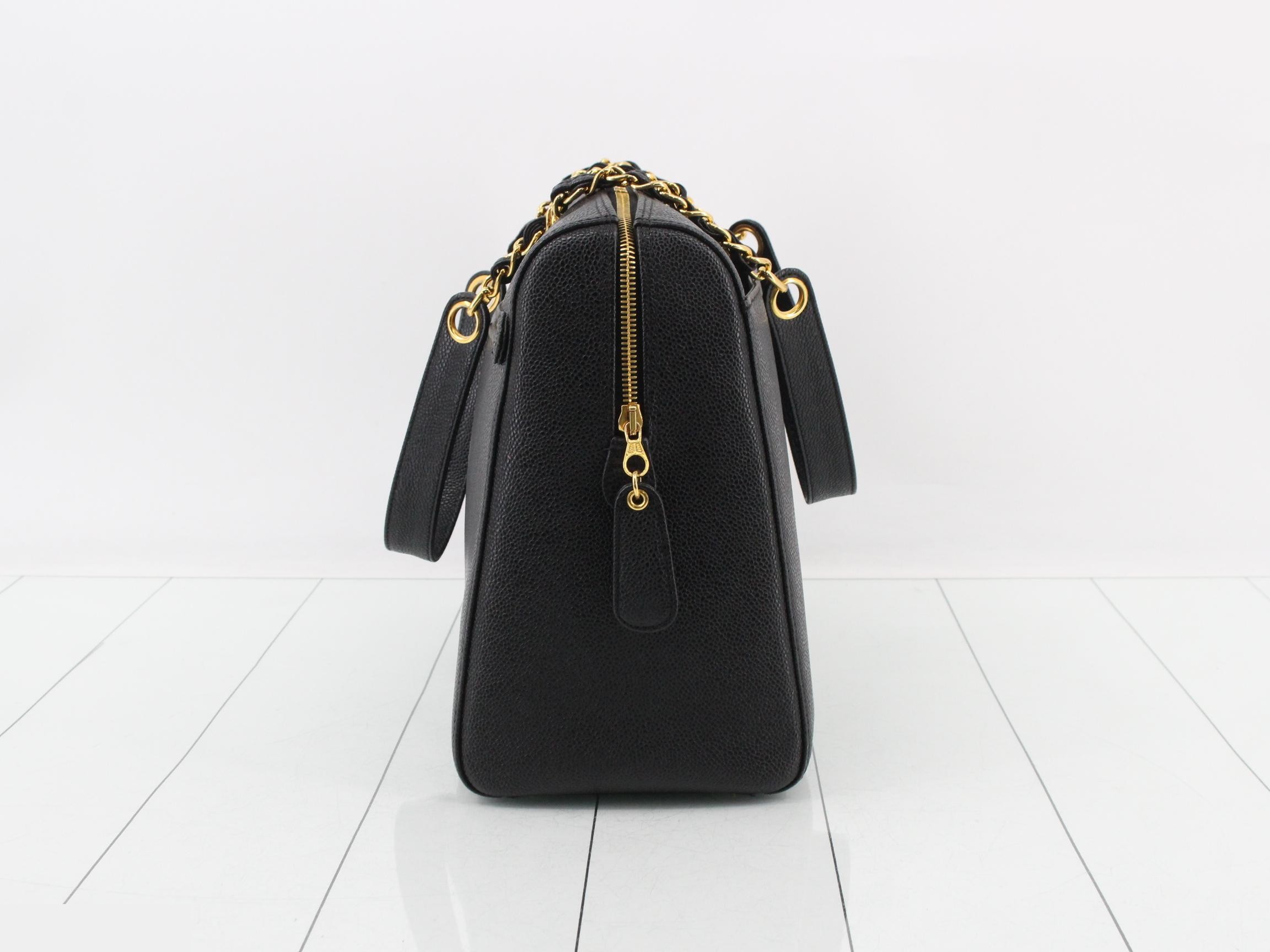 Coco Mark Caviar Skin (Bag) - Shoulder Bag — view 4