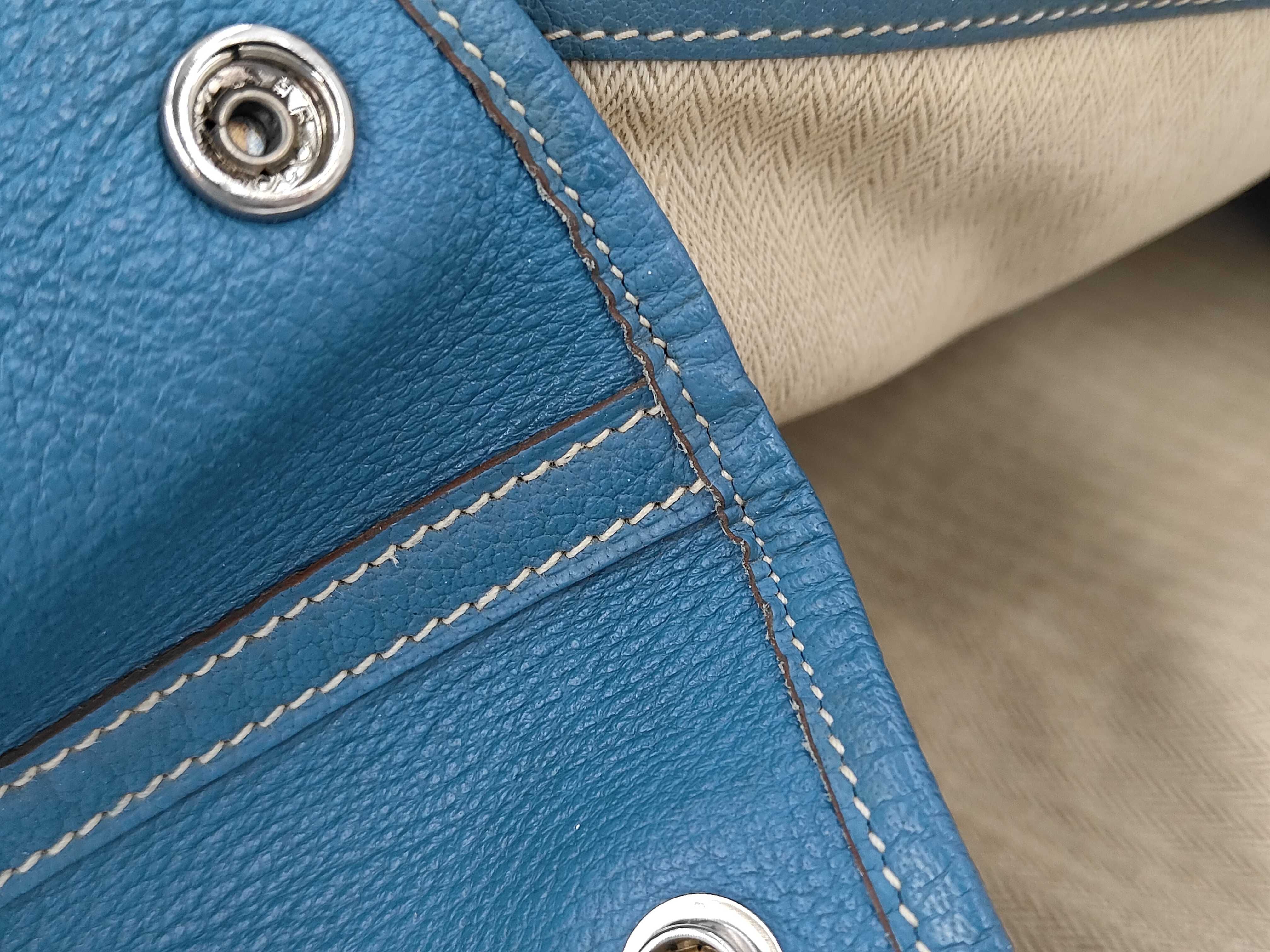 Garden Party PM Blue Tote Bag — view 12