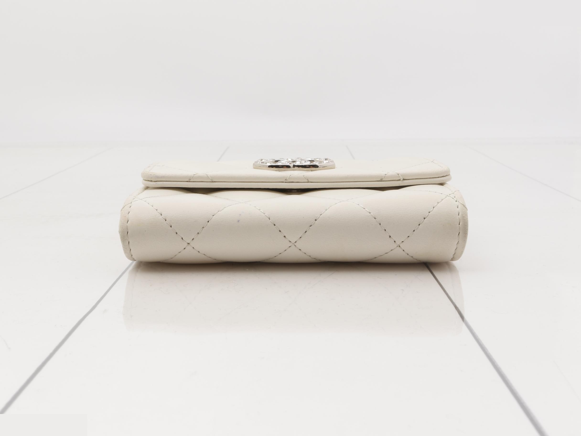 Matelassé (bag) and card case — view 3
