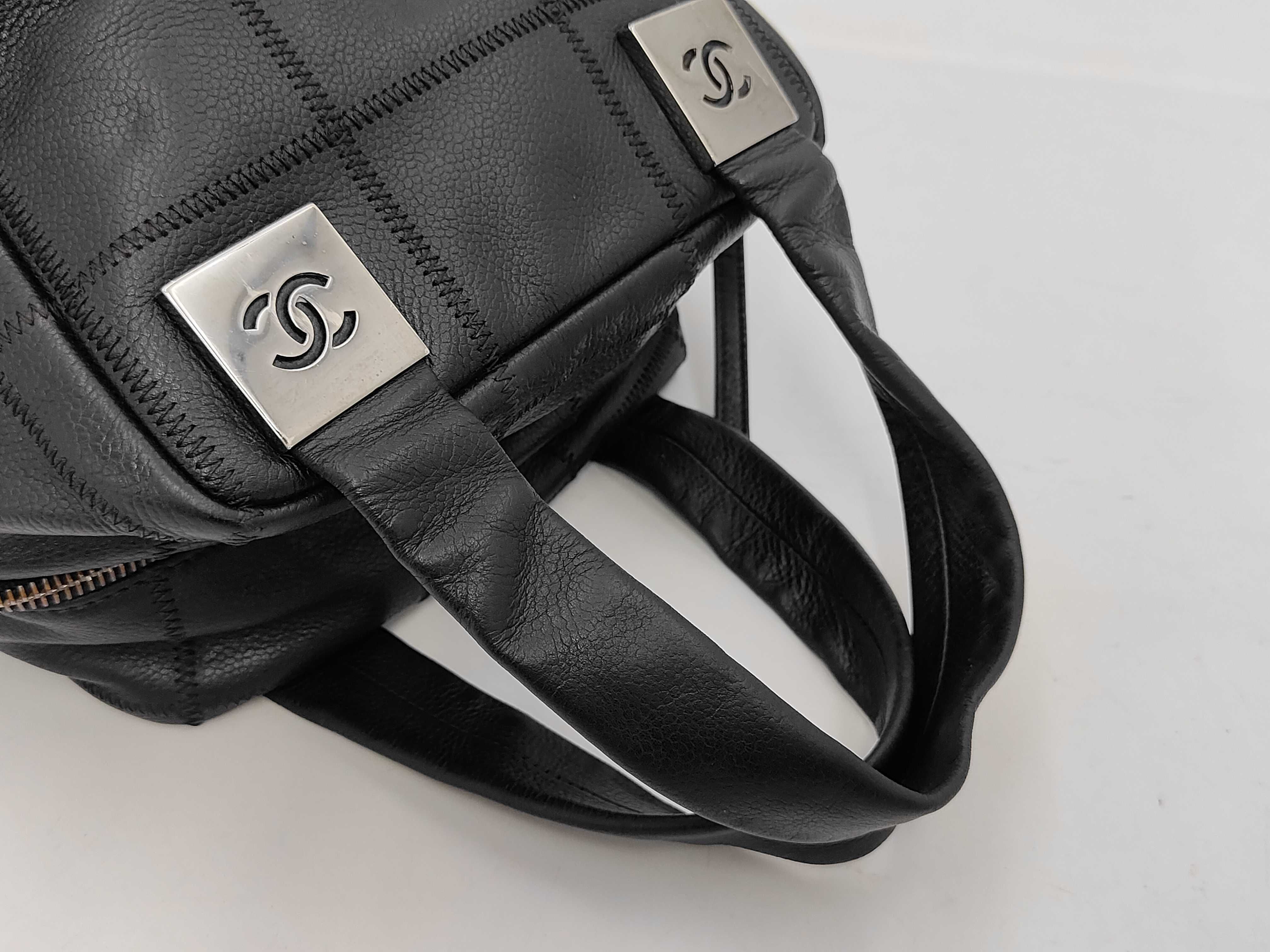 Chocolate Bar Handbag, serial number 8, with sticker card. — view 3
