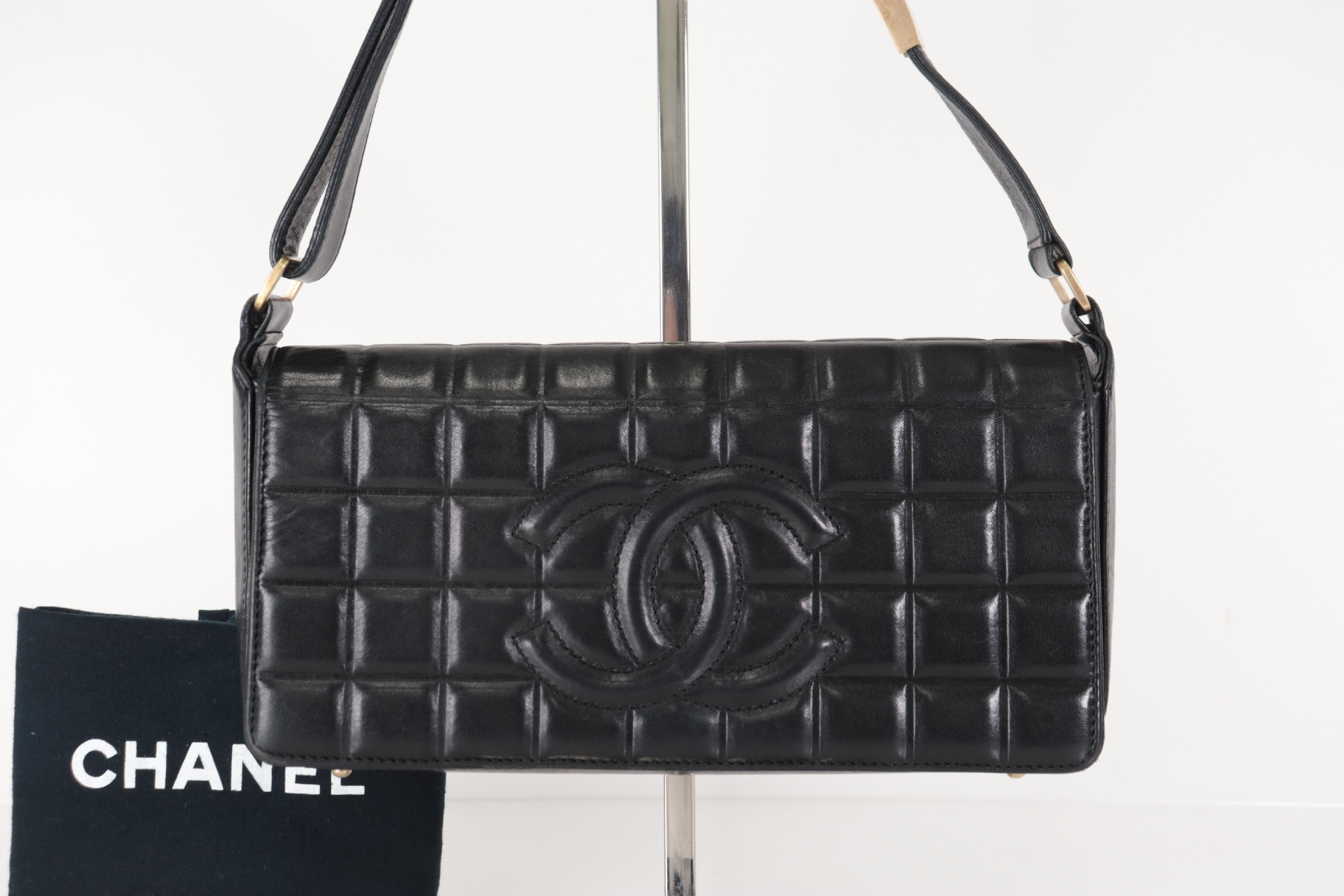 Chocolate Bar Rum One Shoulder Bag (No. 8)